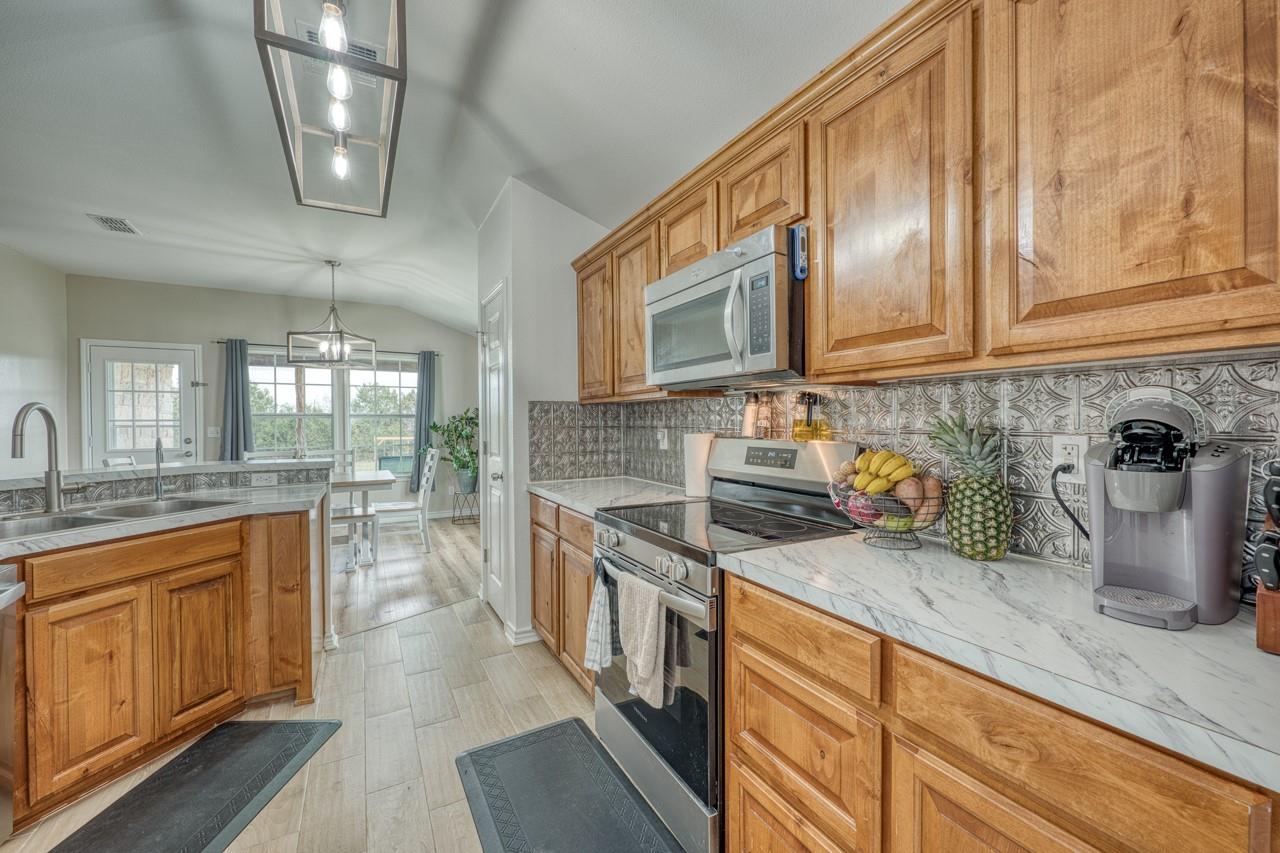 321 County Road 4450, Kempner, TX 76539