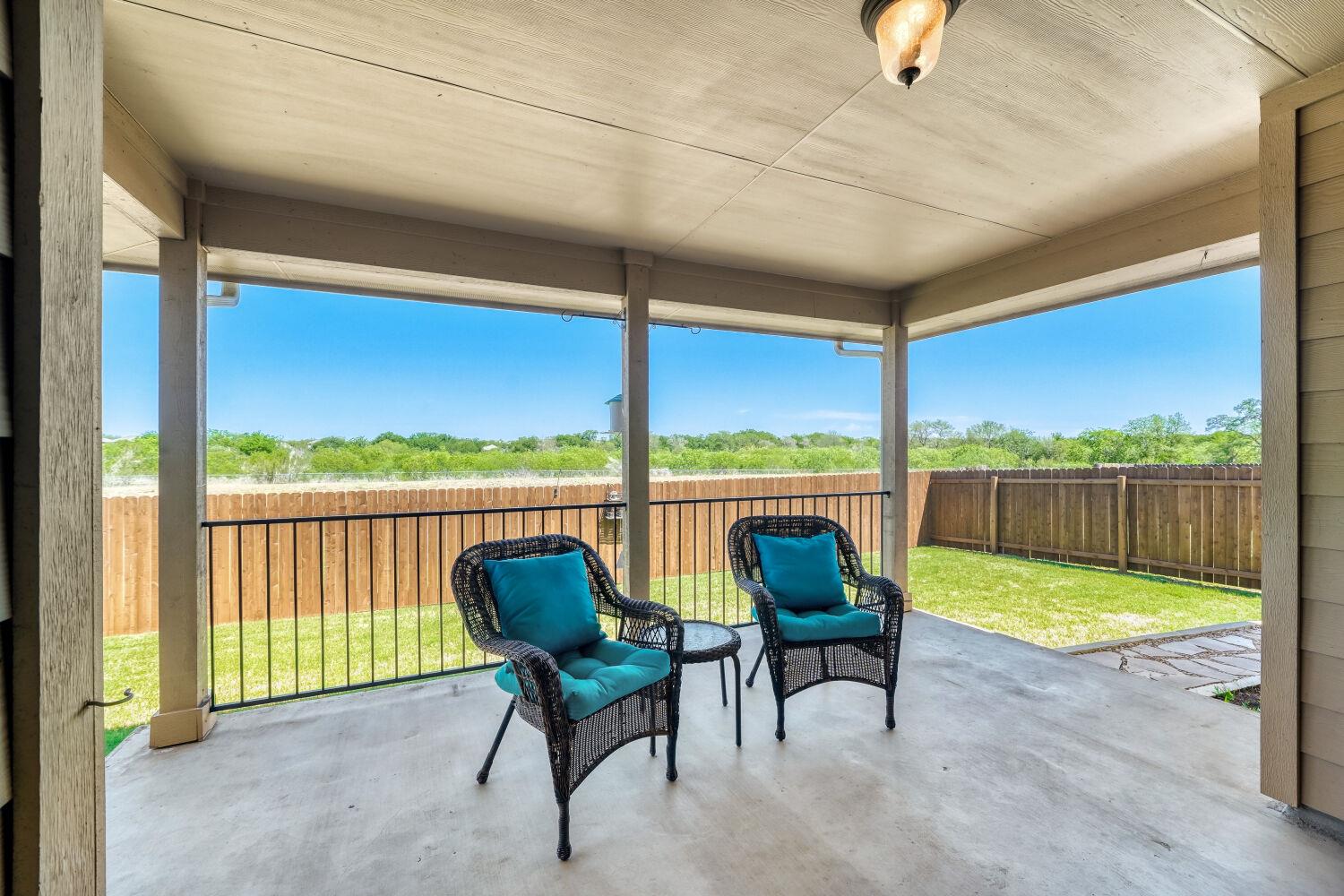 831 Oyster Crk, Buda, TX 78610