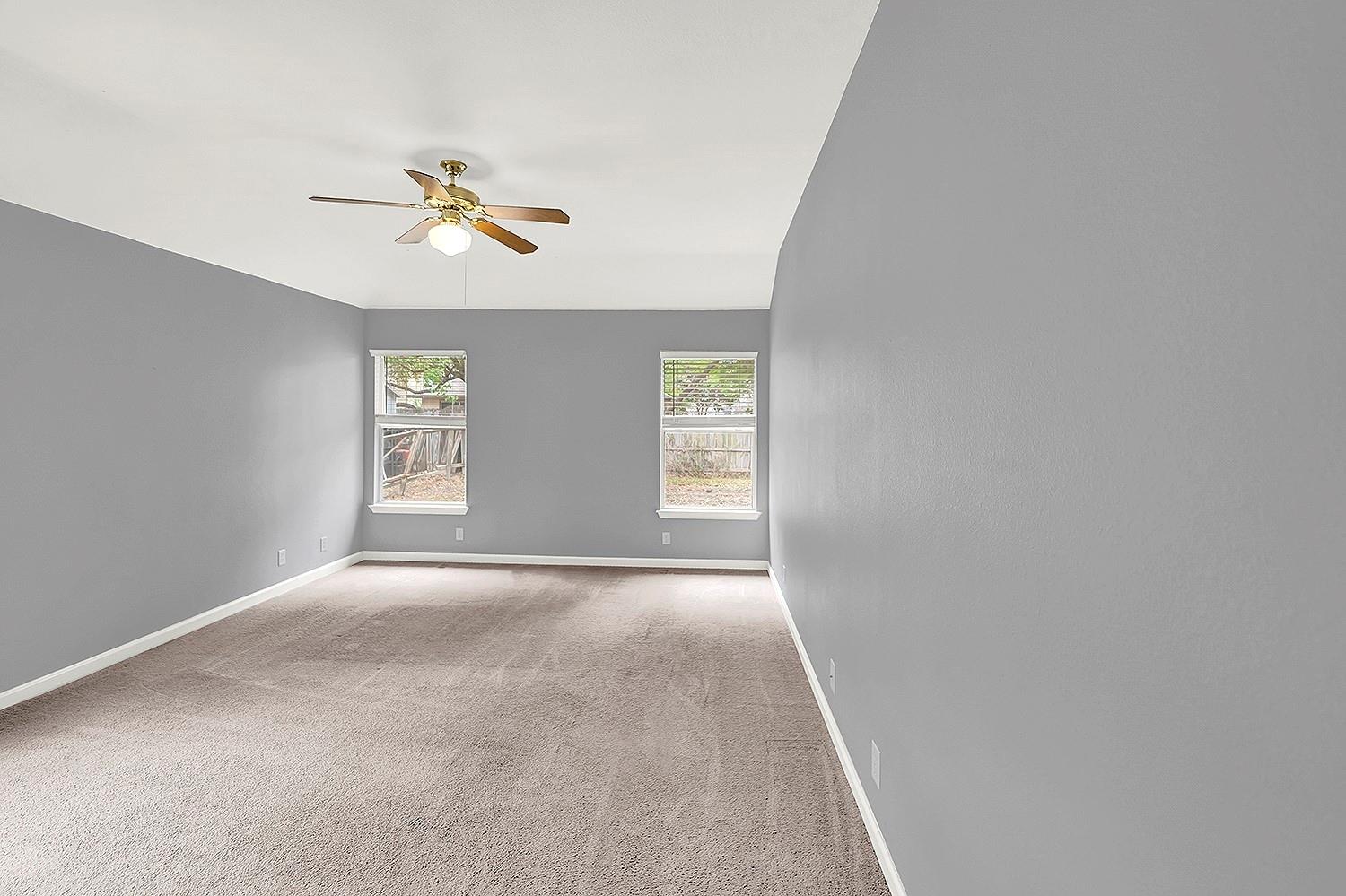 140 Riley Cv, Kyle, TX 78640