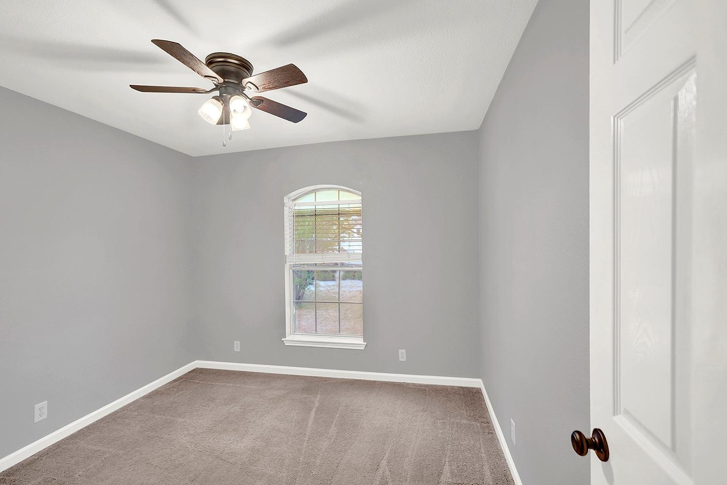 140 Riley Cv, Kyle, TX 78640