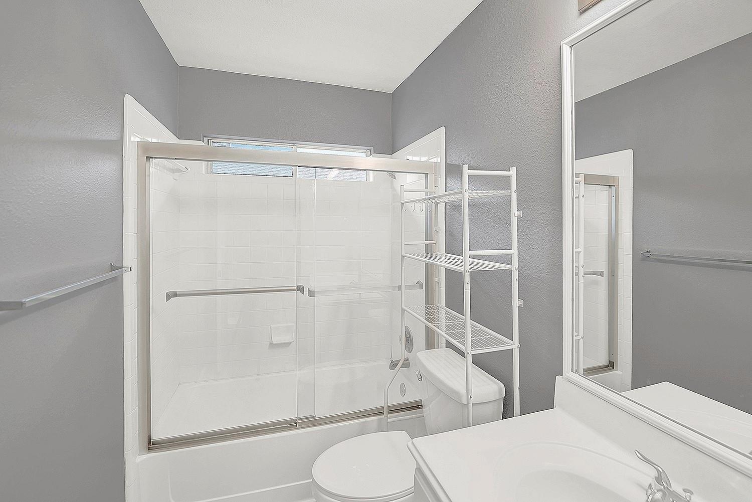 140 Riley Cv, Kyle, TX 78640