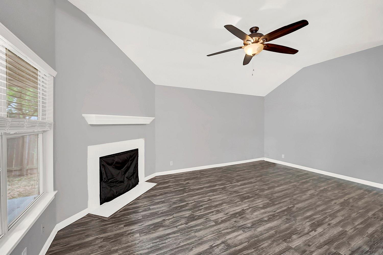 140 Riley Cv, Kyle, TX 78640