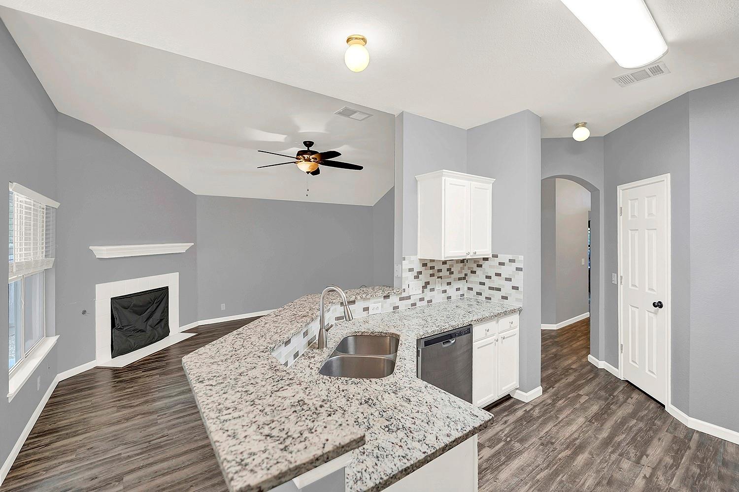 140 Riley Cv, Kyle, TX 78640