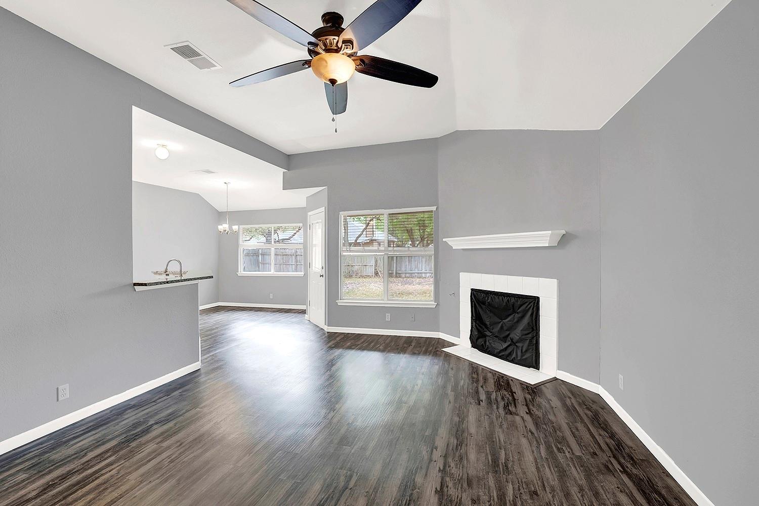 140 Riley Cv, Kyle, TX 78640