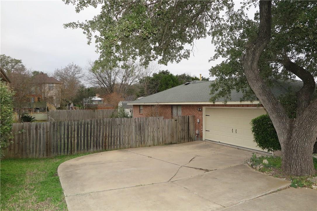 201 Norwood St W, Georgetown, TX 78628