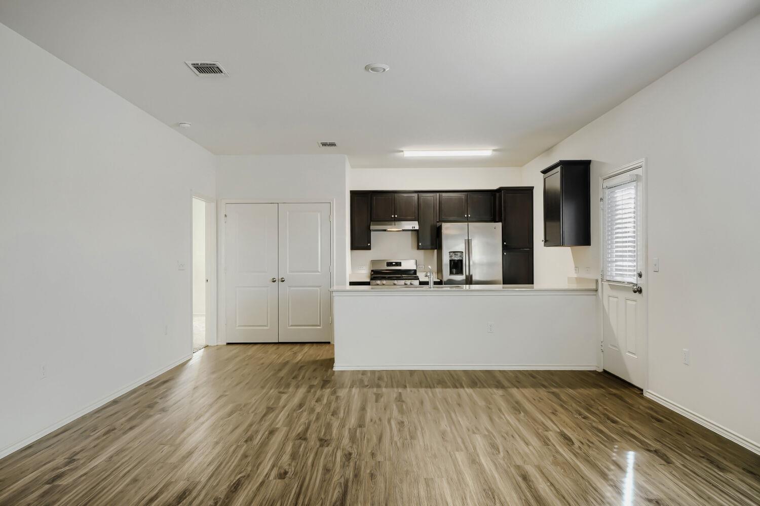 7001 Tonka Ln, Austin, TX 78744