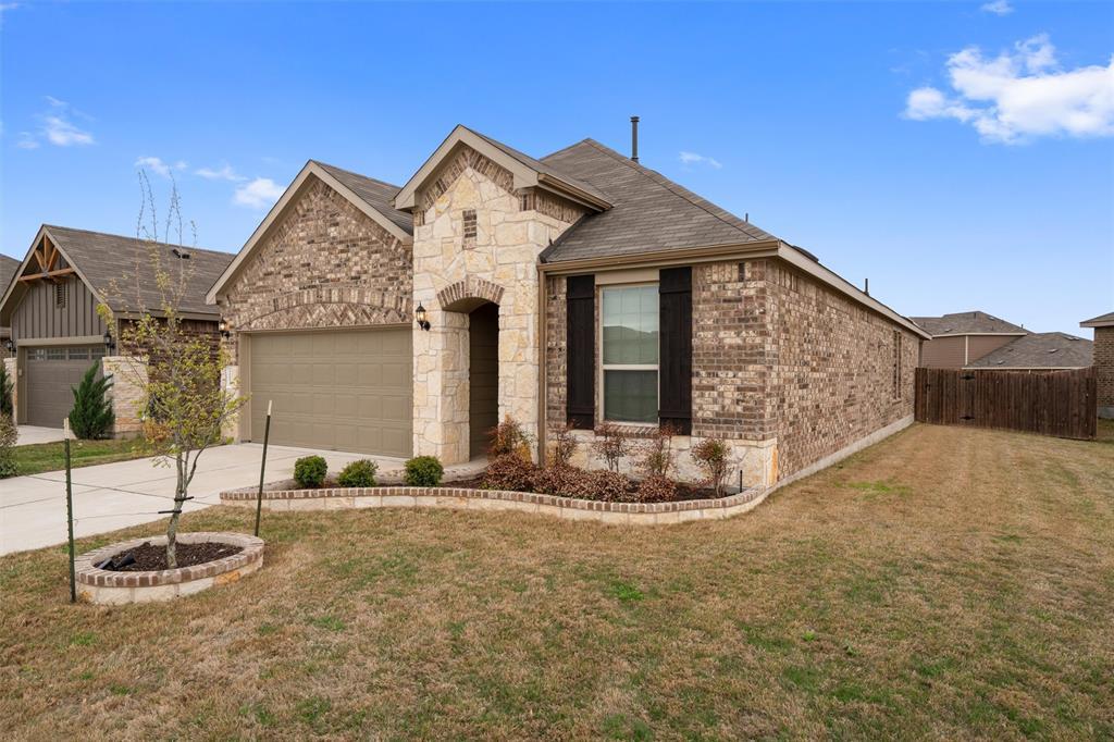 213 Methodius Dr, Hutto, TX 78634