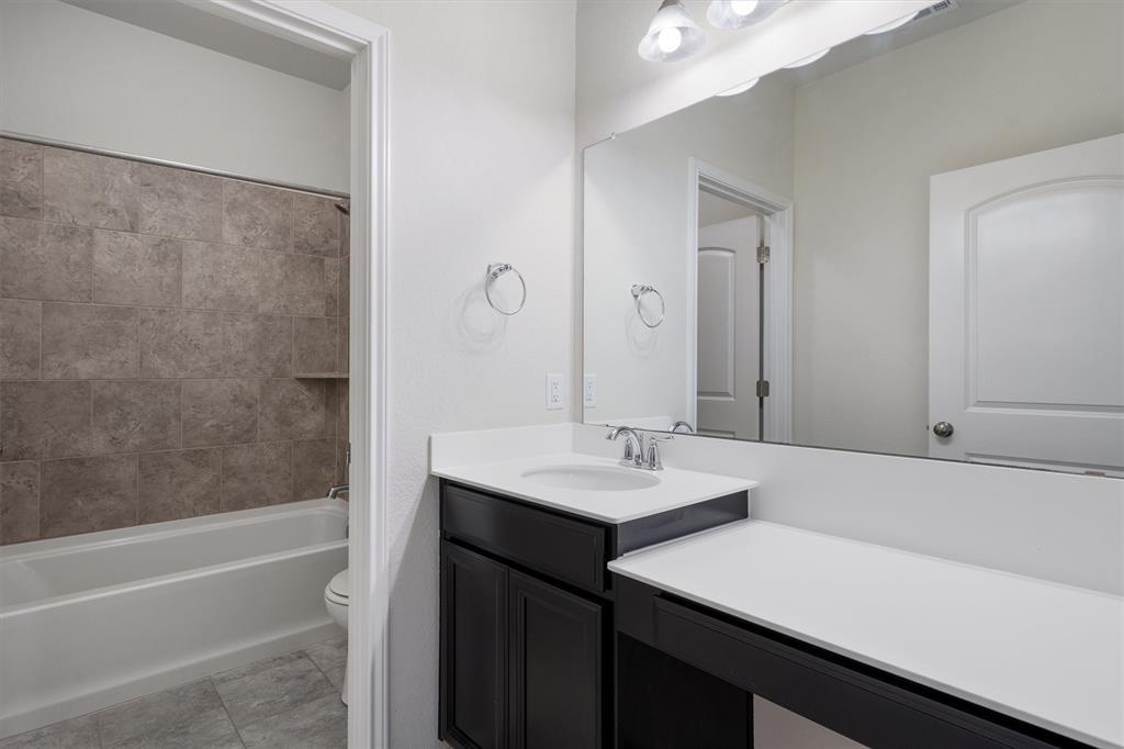 213 Methodius Dr, Hutto, TX 78634