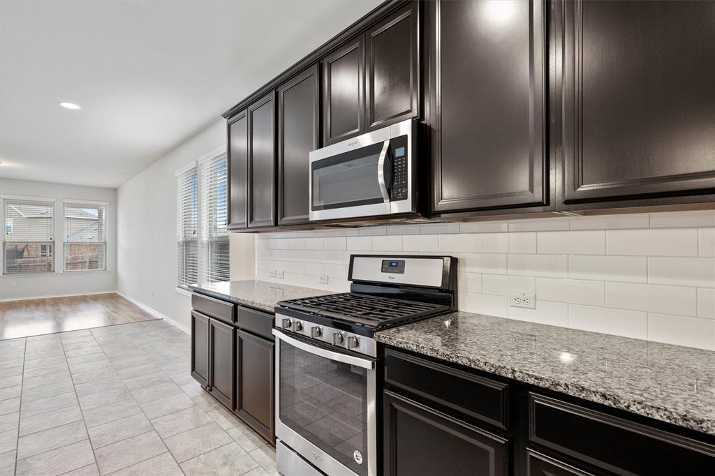 213 Methodius Dr, Hutto, TX 78634