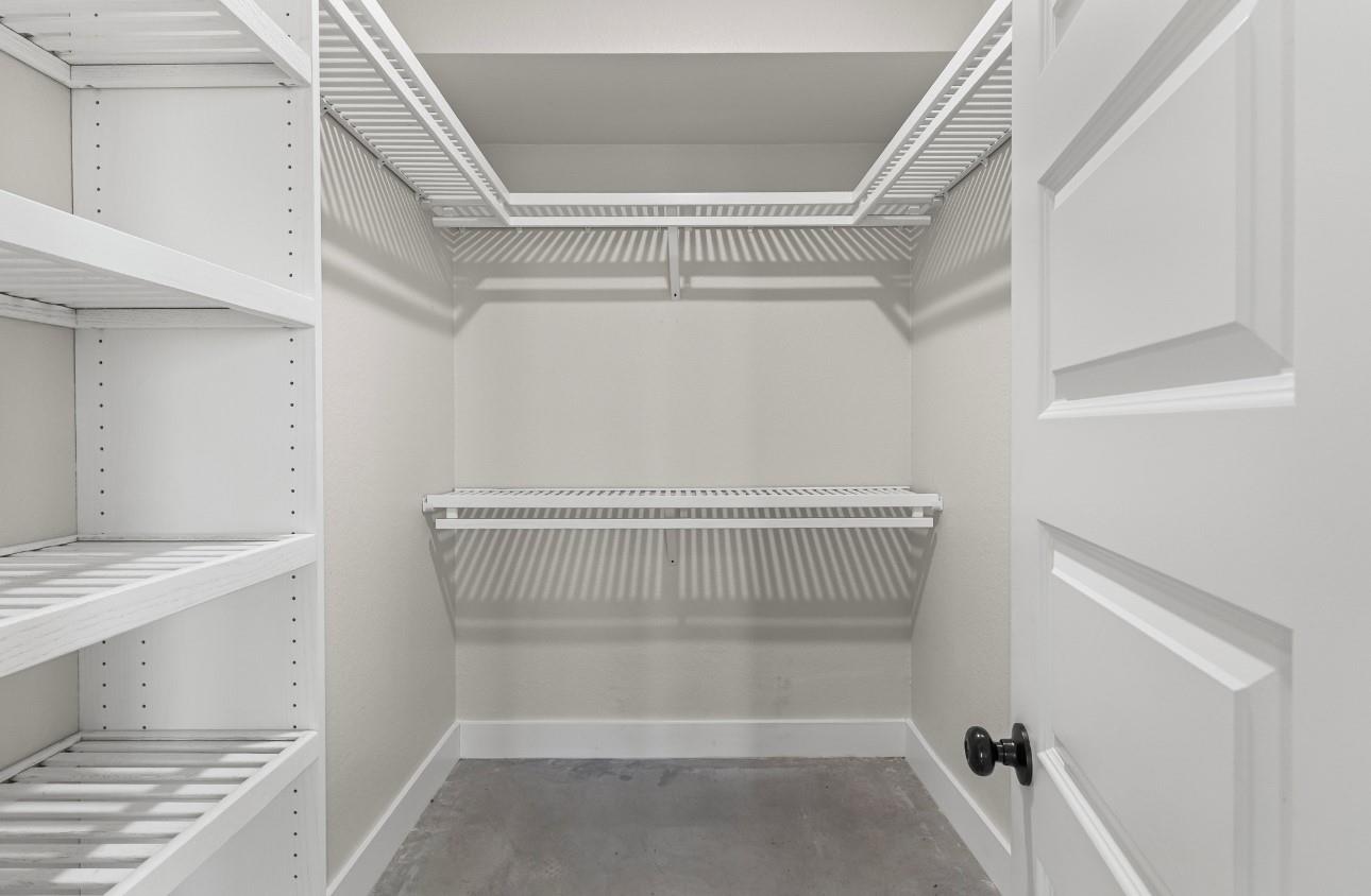 821 Silent Valley Rd, Lockhart, TX 78644