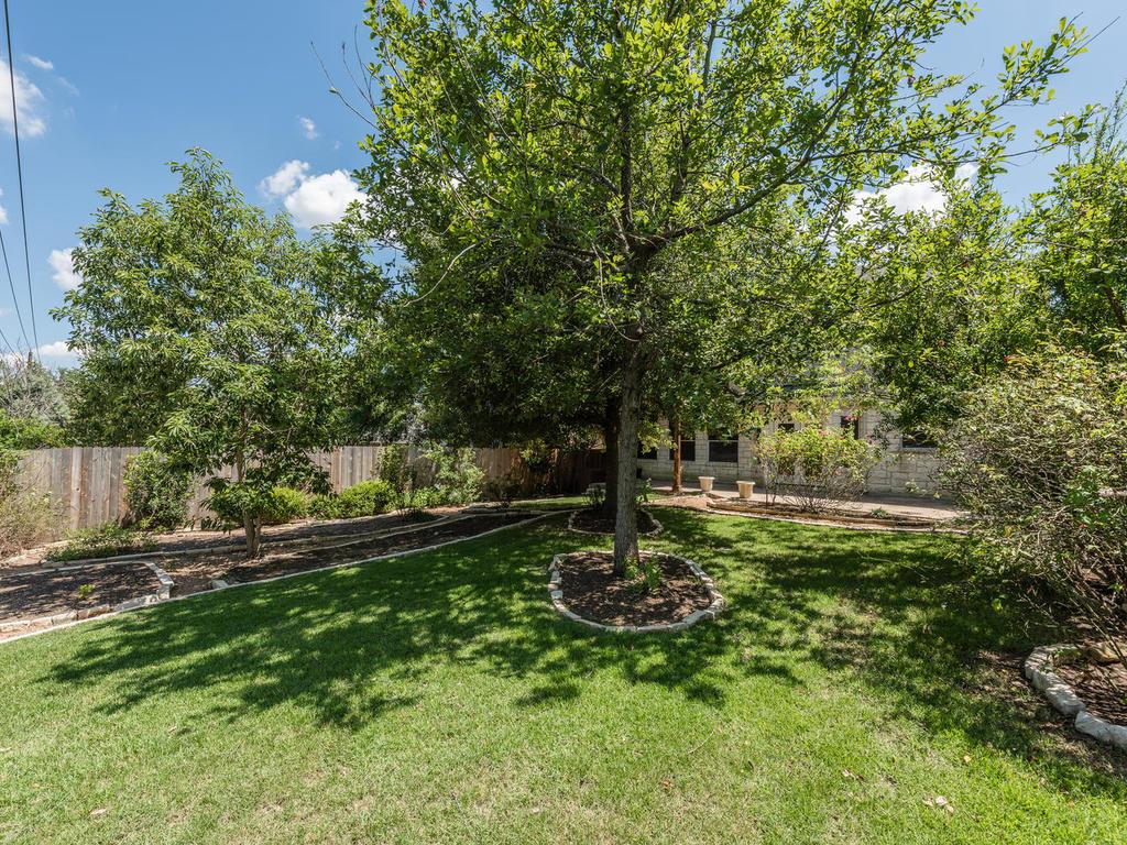 11704 Emerald Falls Dr, Austin, TX 78738