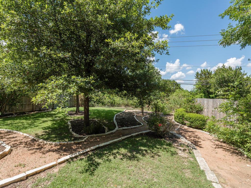 11704 Emerald Falls Dr, Austin, TX 78738