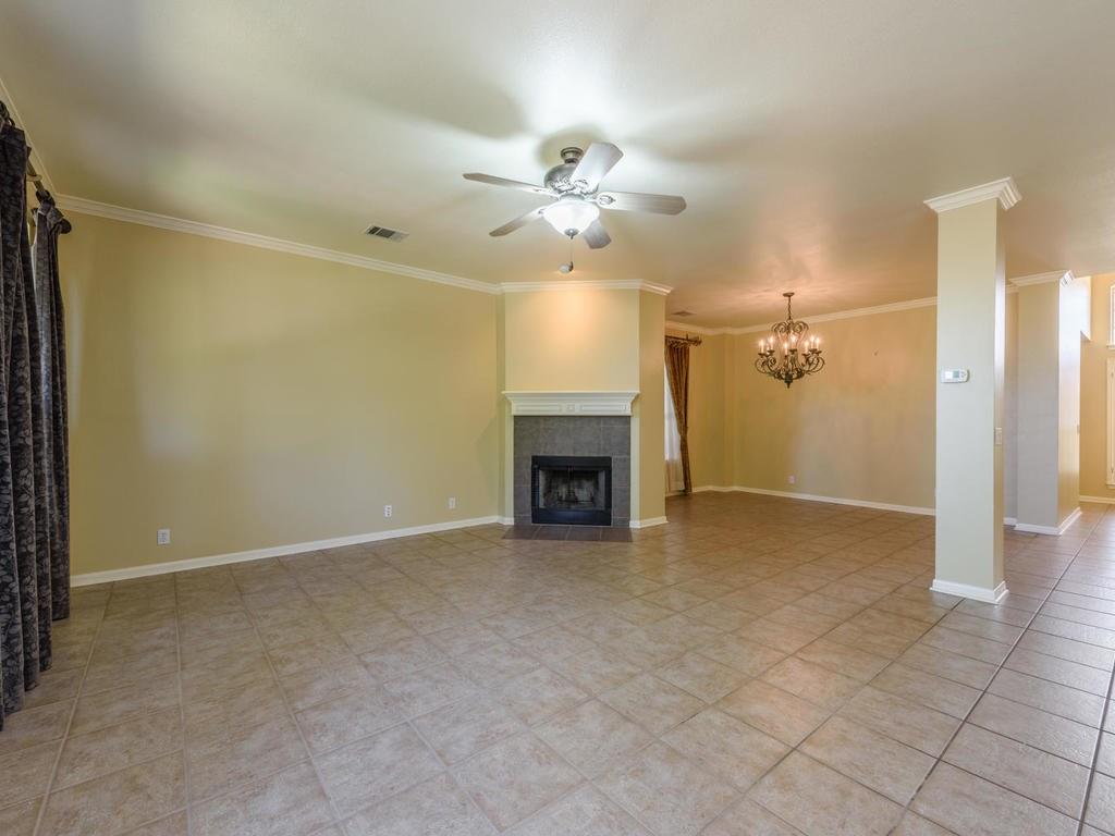 11704 Emerald Falls Dr, Austin, TX 78738