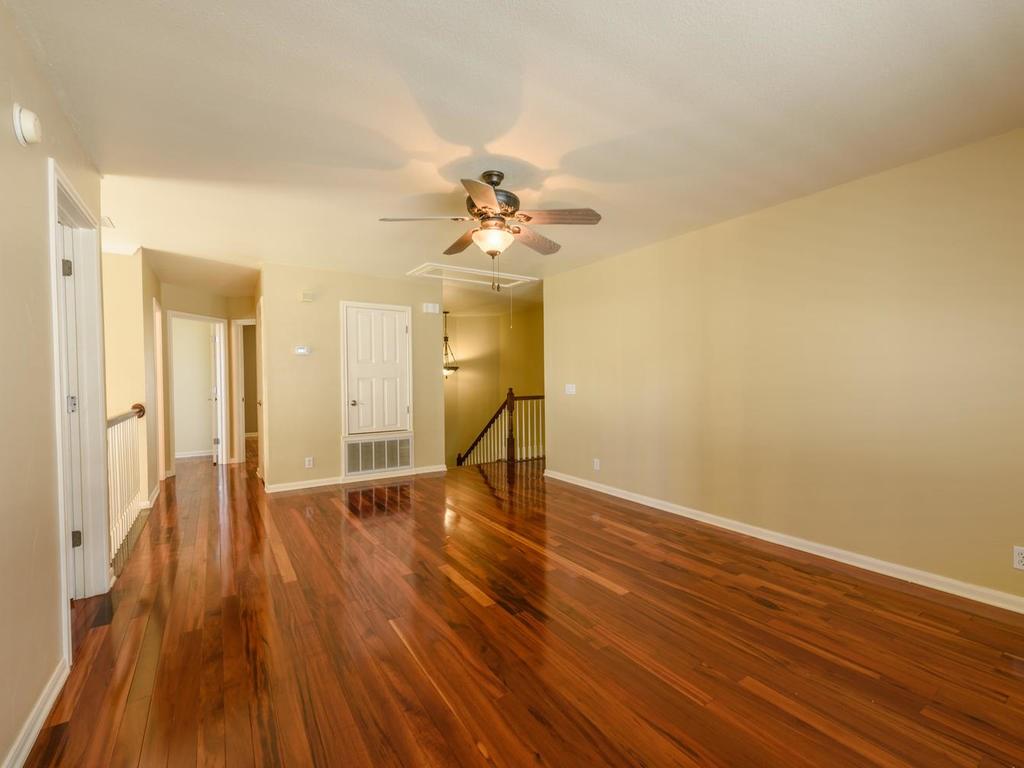 11704 Emerald Falls Dr, Austin, TX 78738