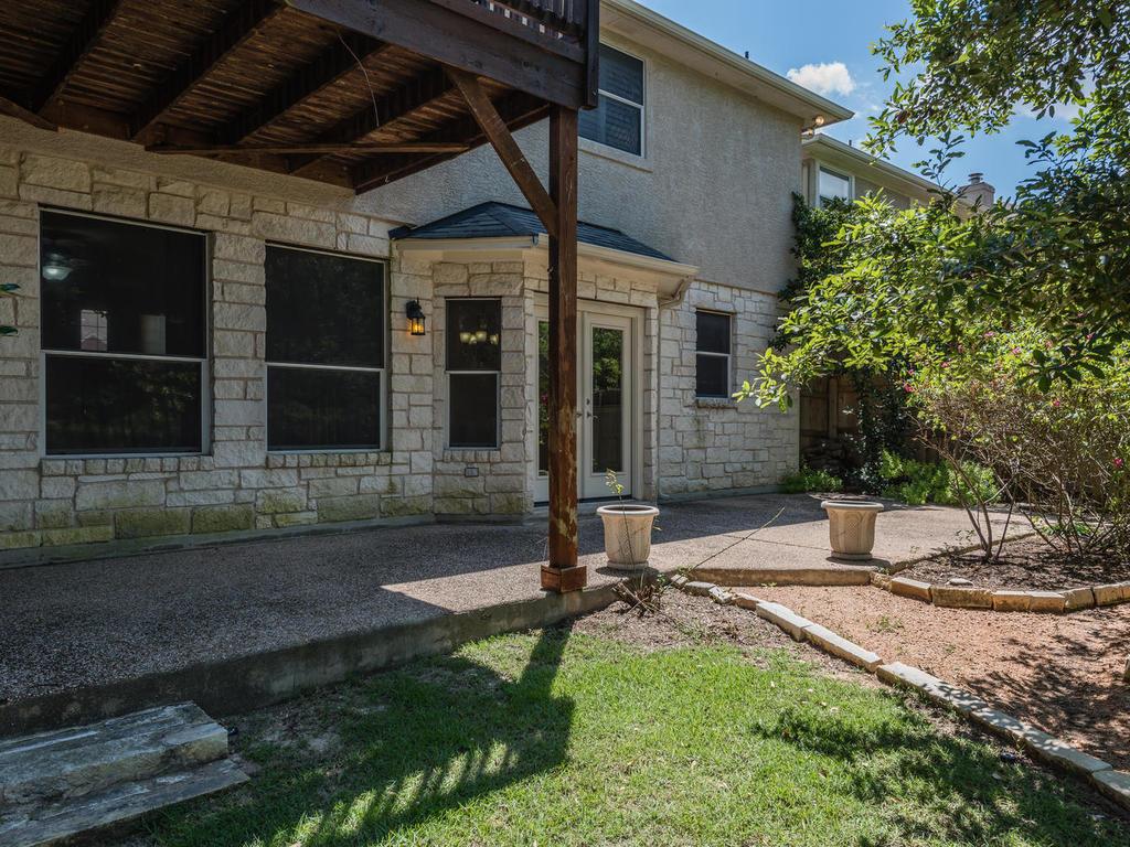 11704 Emerald Falls Dr, Austin, TX 78738