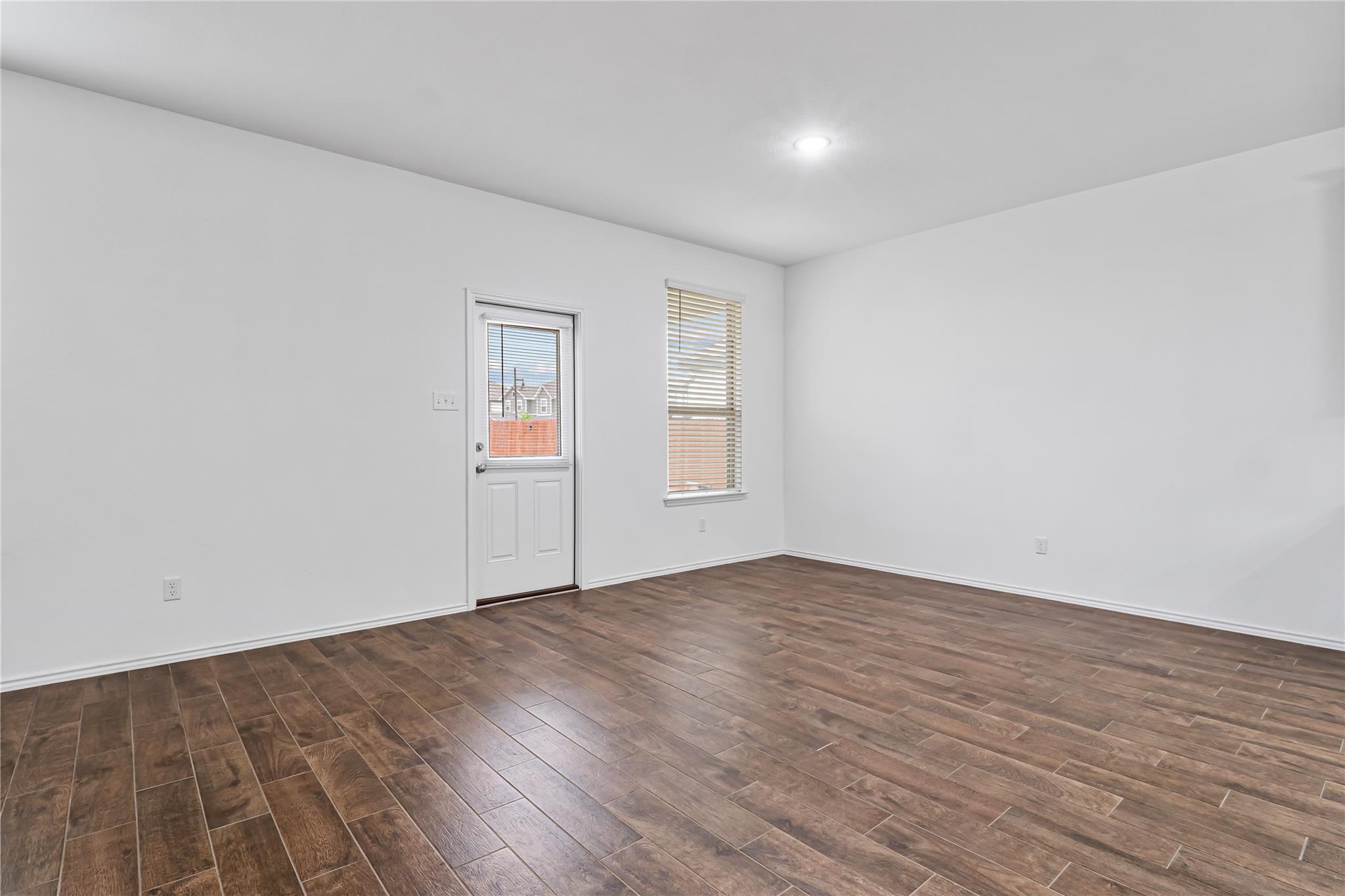 137 Bennington Dr, Liberty Hill, TX 78642