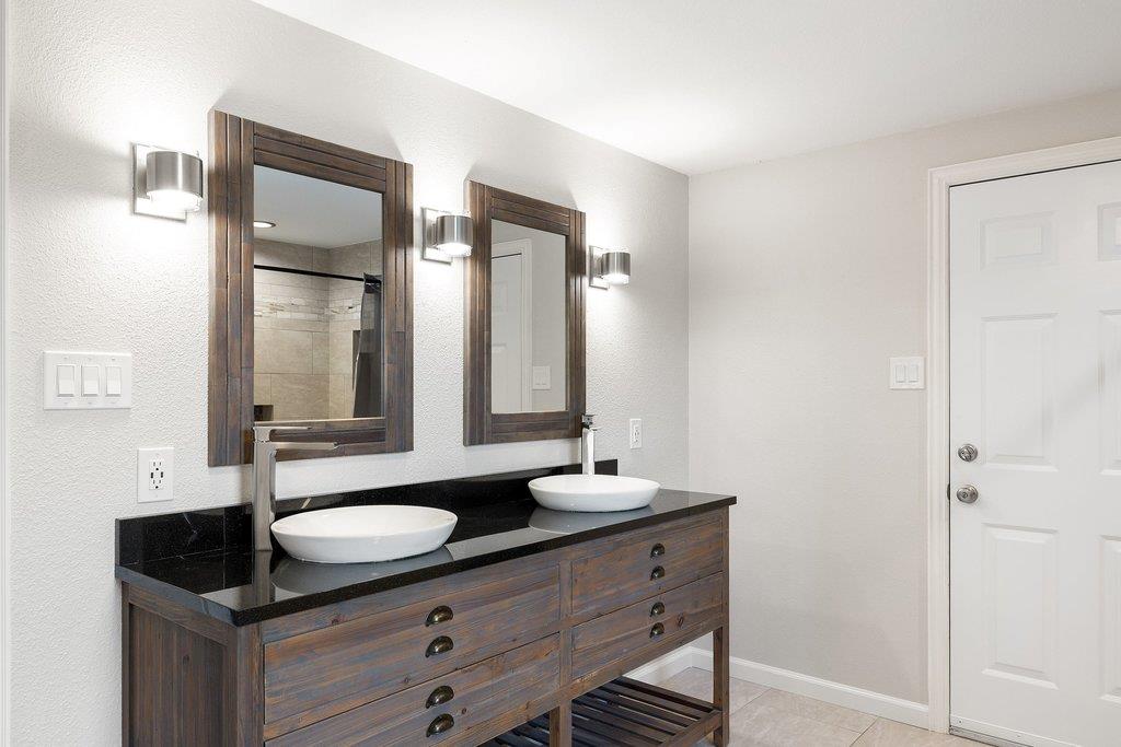 2206 JACKS Pass, Austin, TX 78734