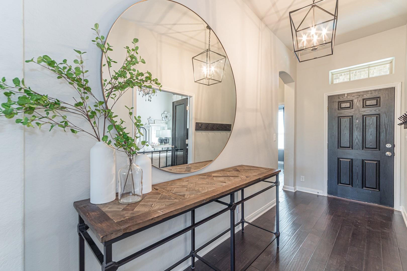 2745 Ridgeforest Dr, New Braunfels, TX 78130