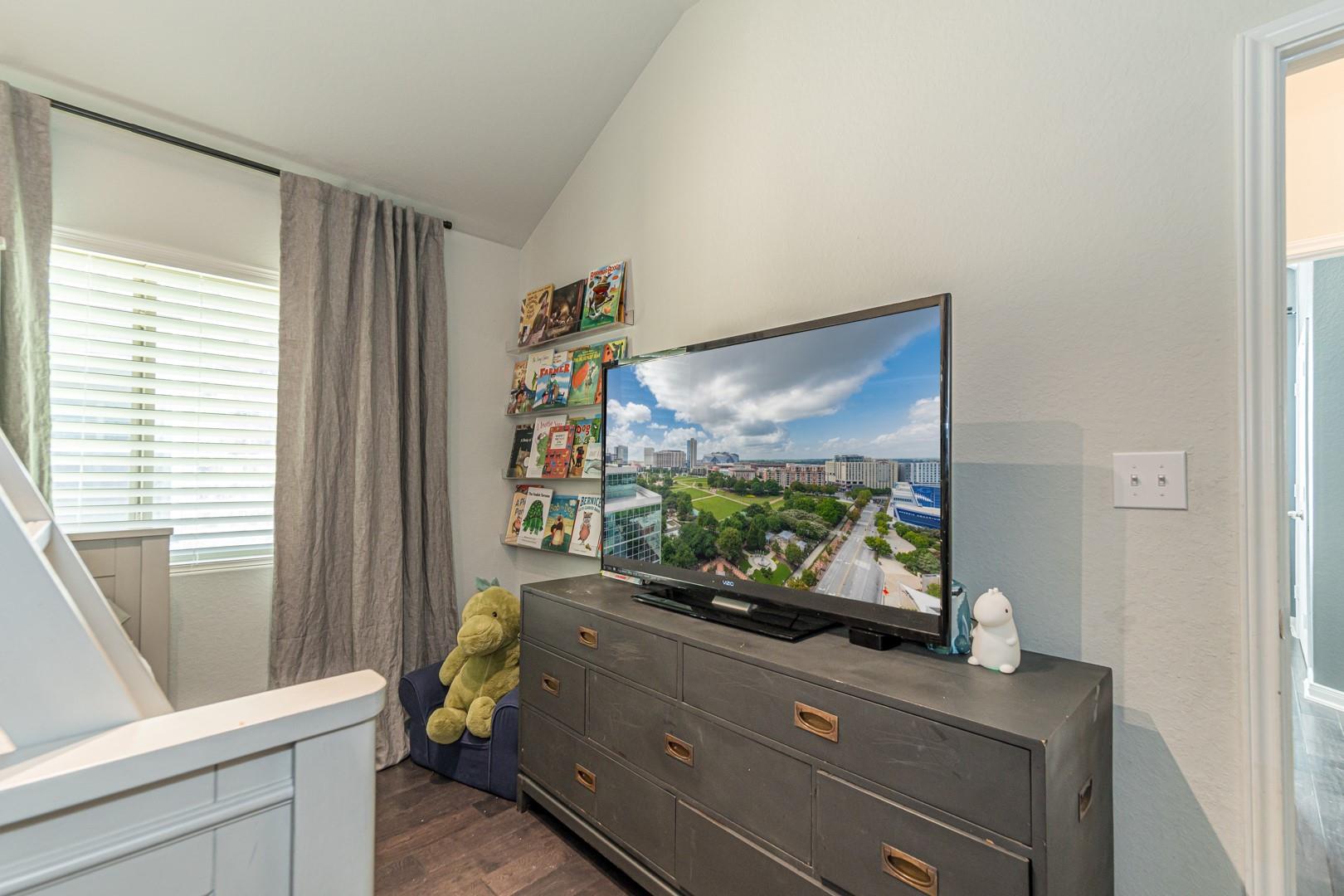 2745 Ridgeforest Dr, New Braunfels, TX 78130