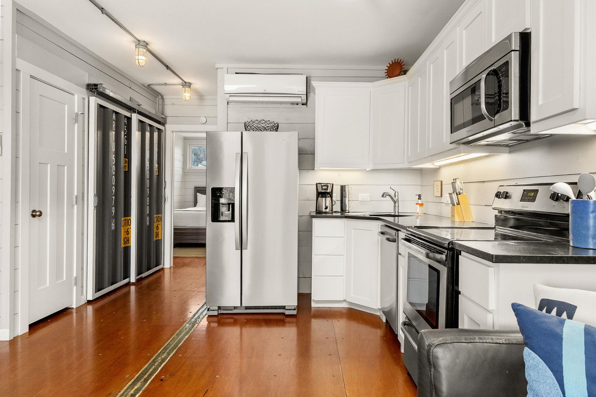 9035 FM 725, McQueeney, TX 78123