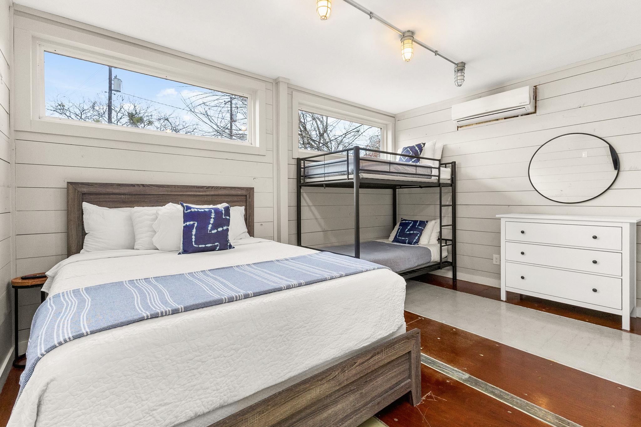 9035 FM 725, McQueeney, TX 78123