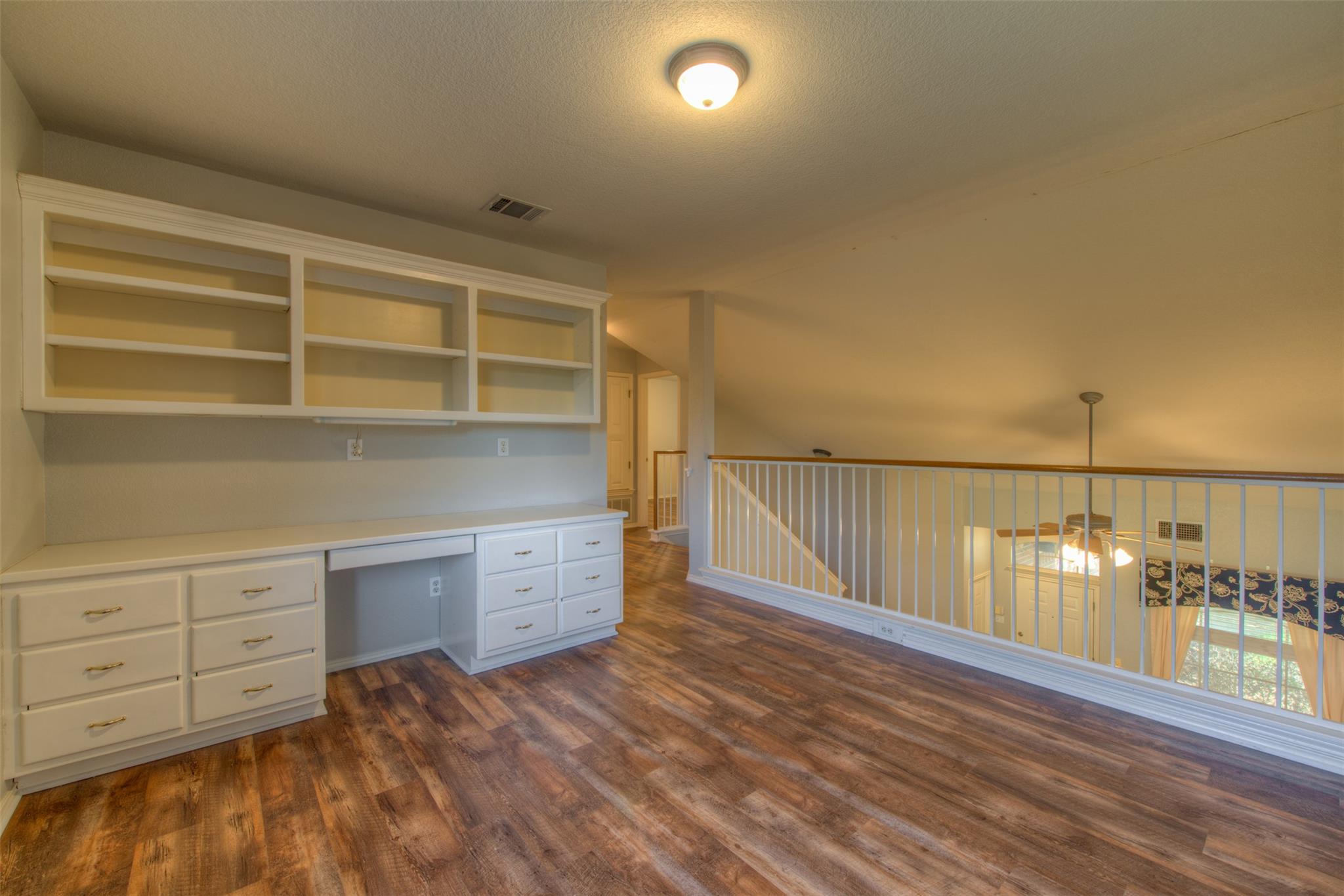 13500 Dulles Ave, Austin, TX 78729