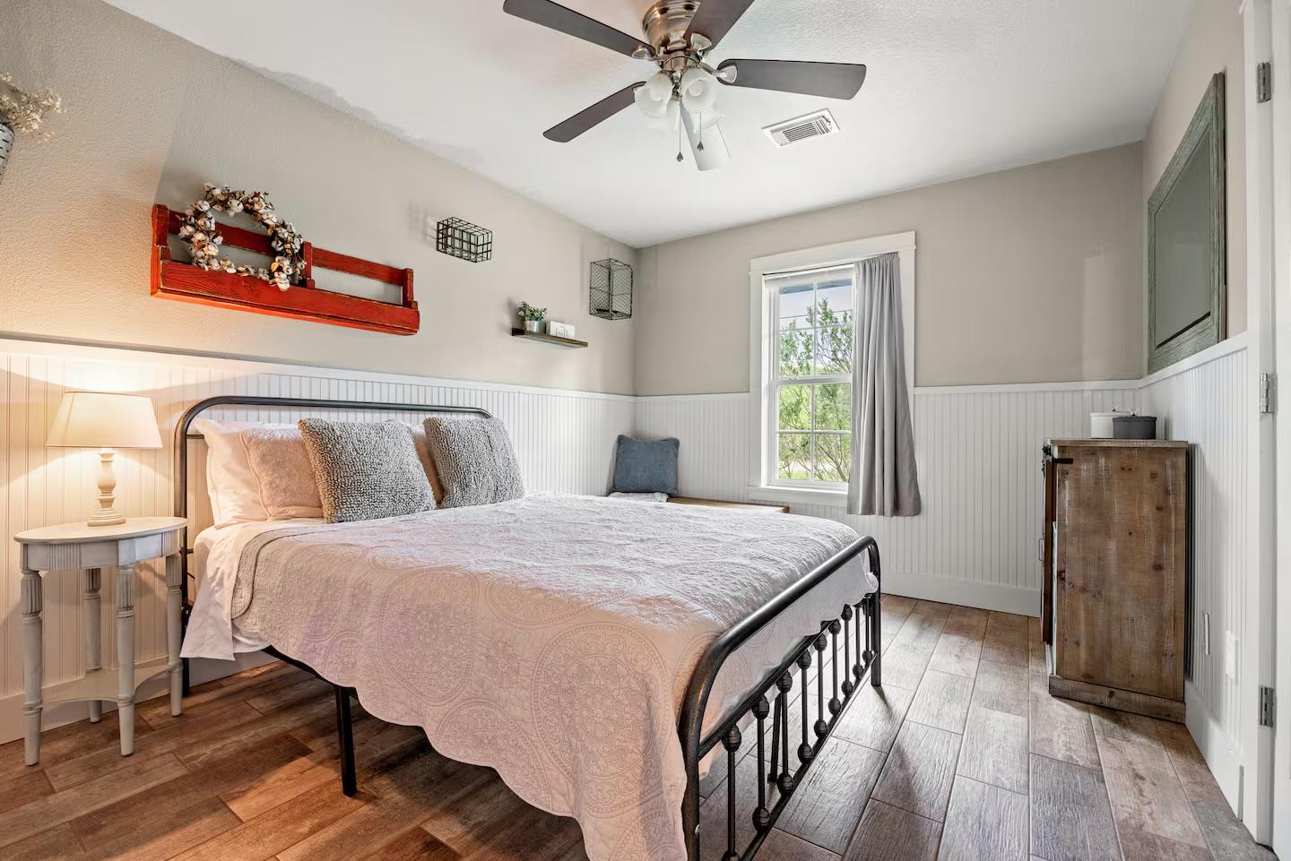 801 John Knox Rd, Fischer, TX 78623