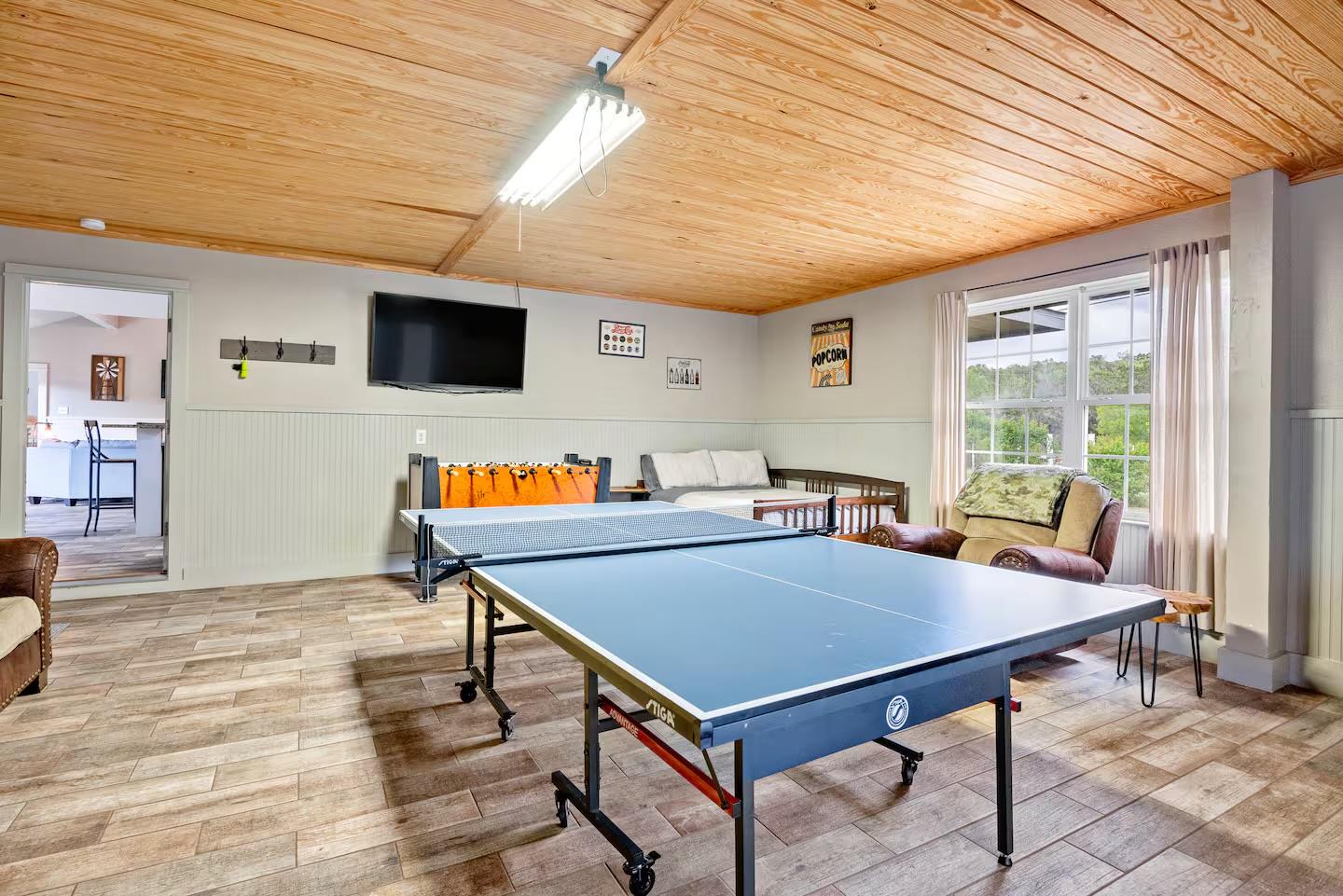 801 John Knox Rd, Fischer, TX 78623