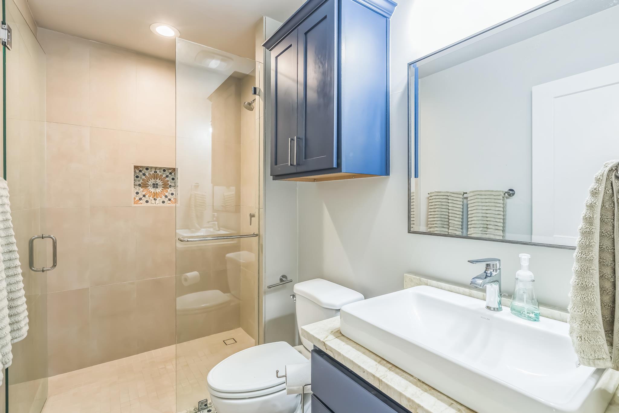 2403 Belaire East Ln, Granite Shoals, TX 78654