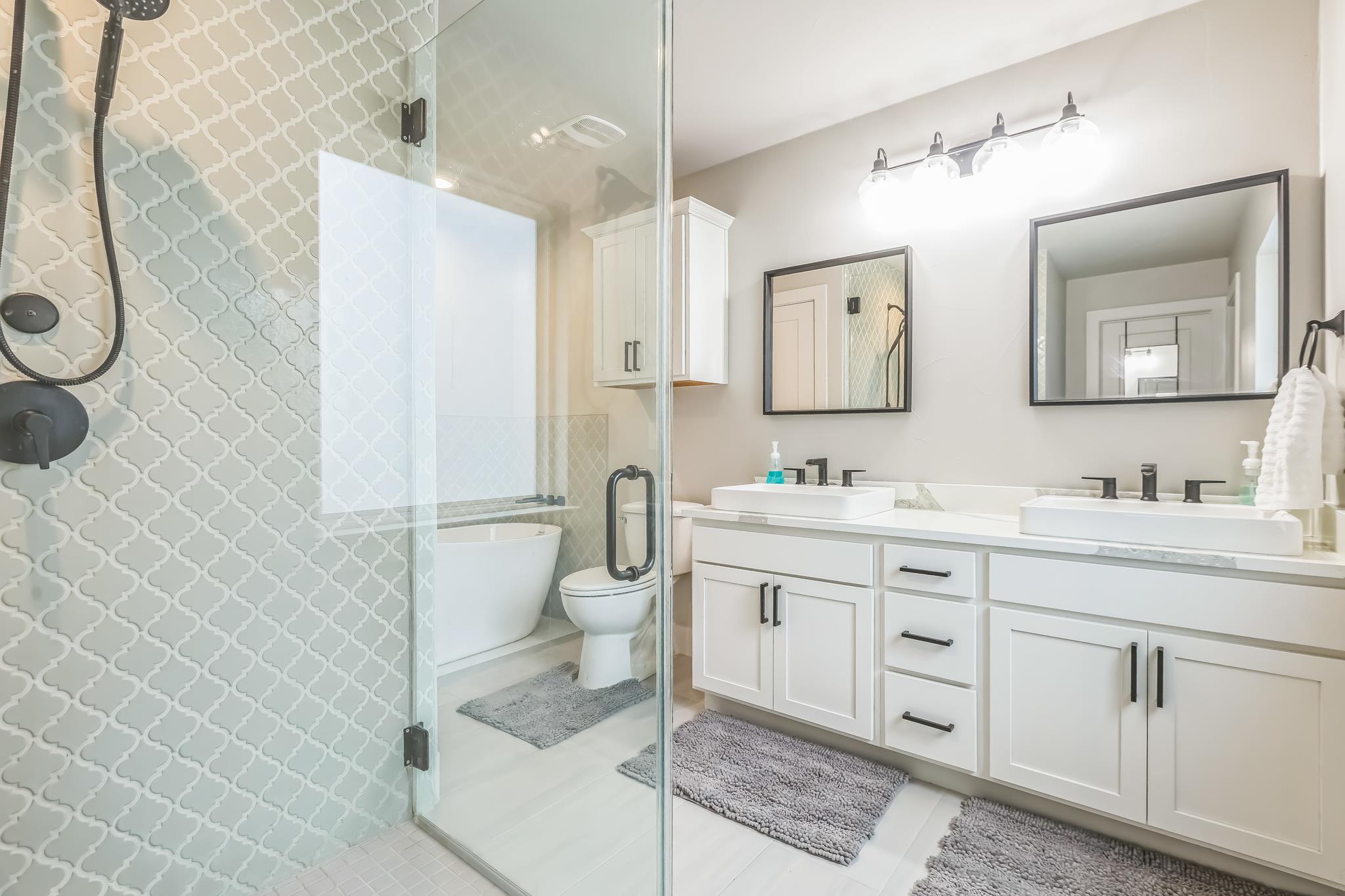 2403 Belaire East Ln, Granite Shoals, TX 78654