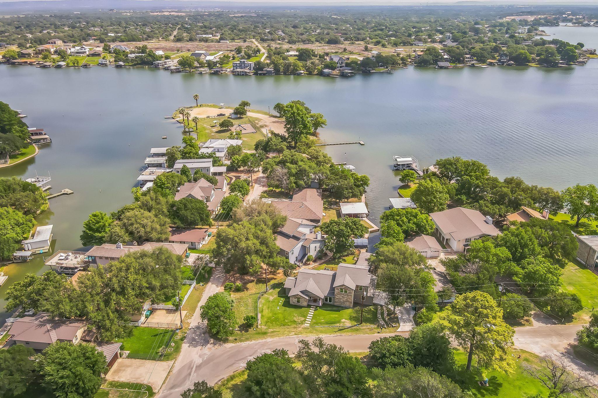 2403 Belaire East Ln, Granite Shoals, TX 78654