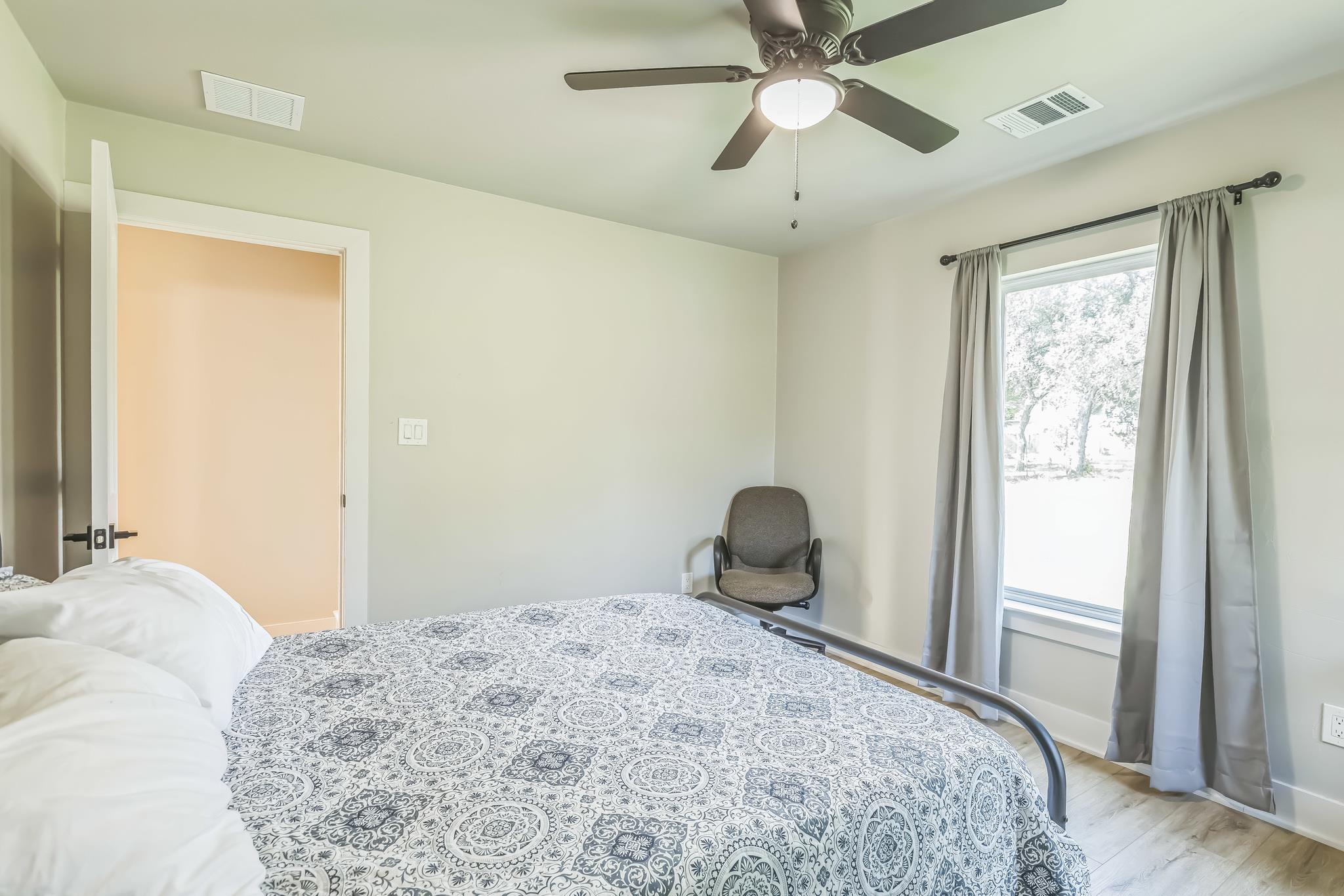 2403 Belaire East Ln, Granite Shoals, TX 78654