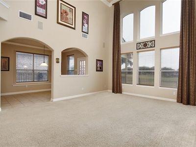 1710 Greenside Dr, Round Rock, TX 78665