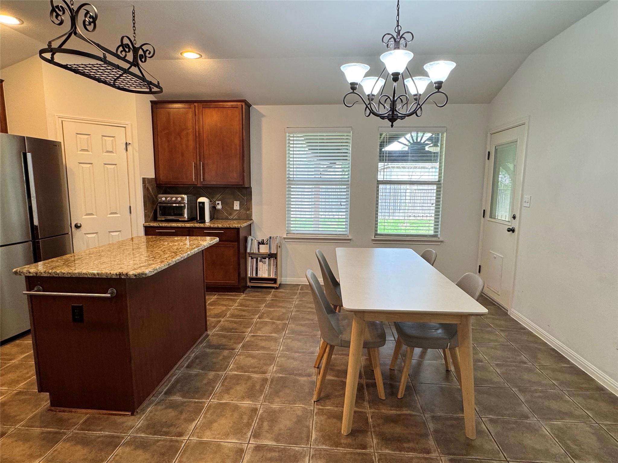 9608 Castle Pines Dr, Austin, TX 78717