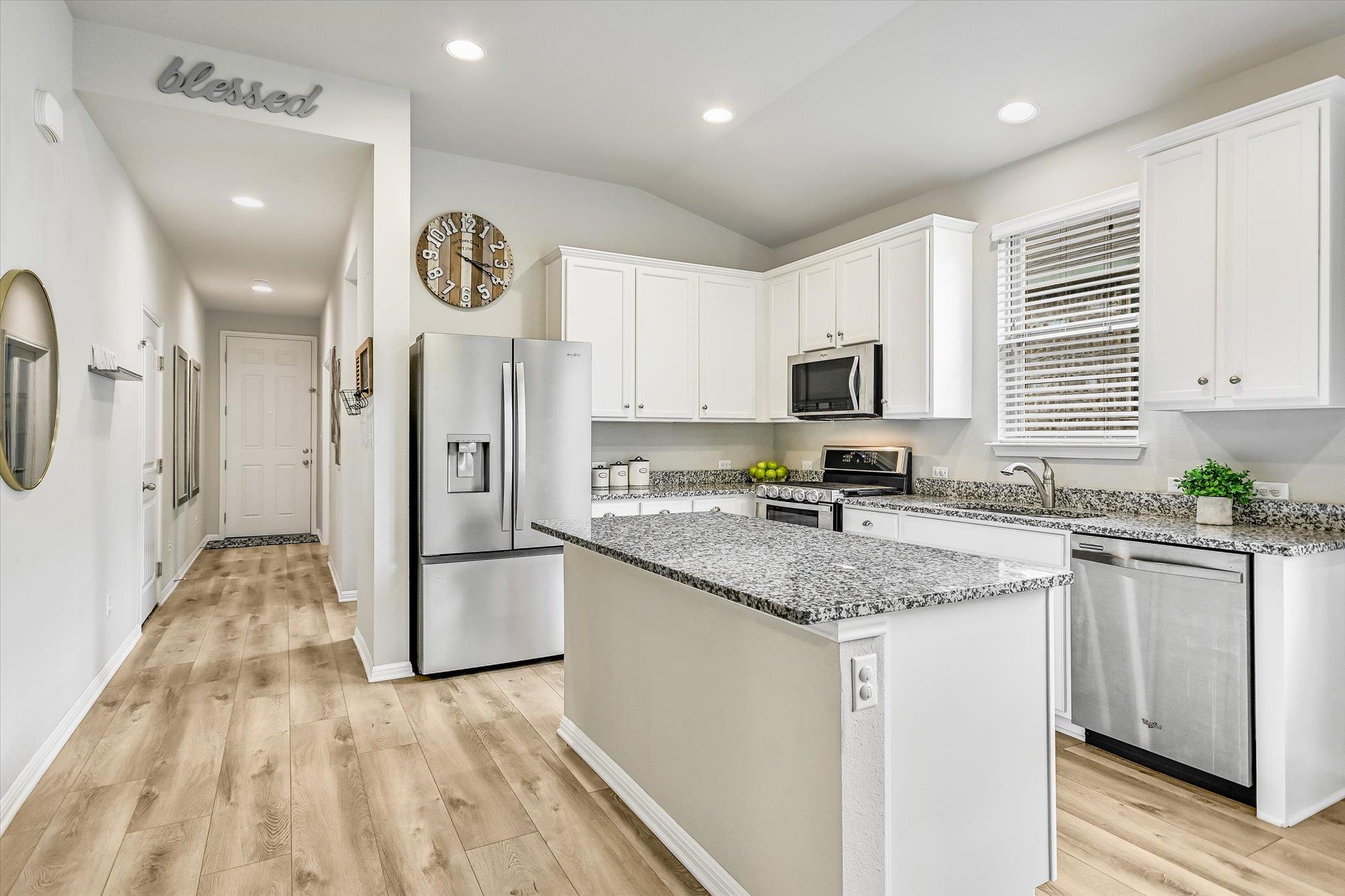 1504 William Bee Dr, Leander, TX 78641