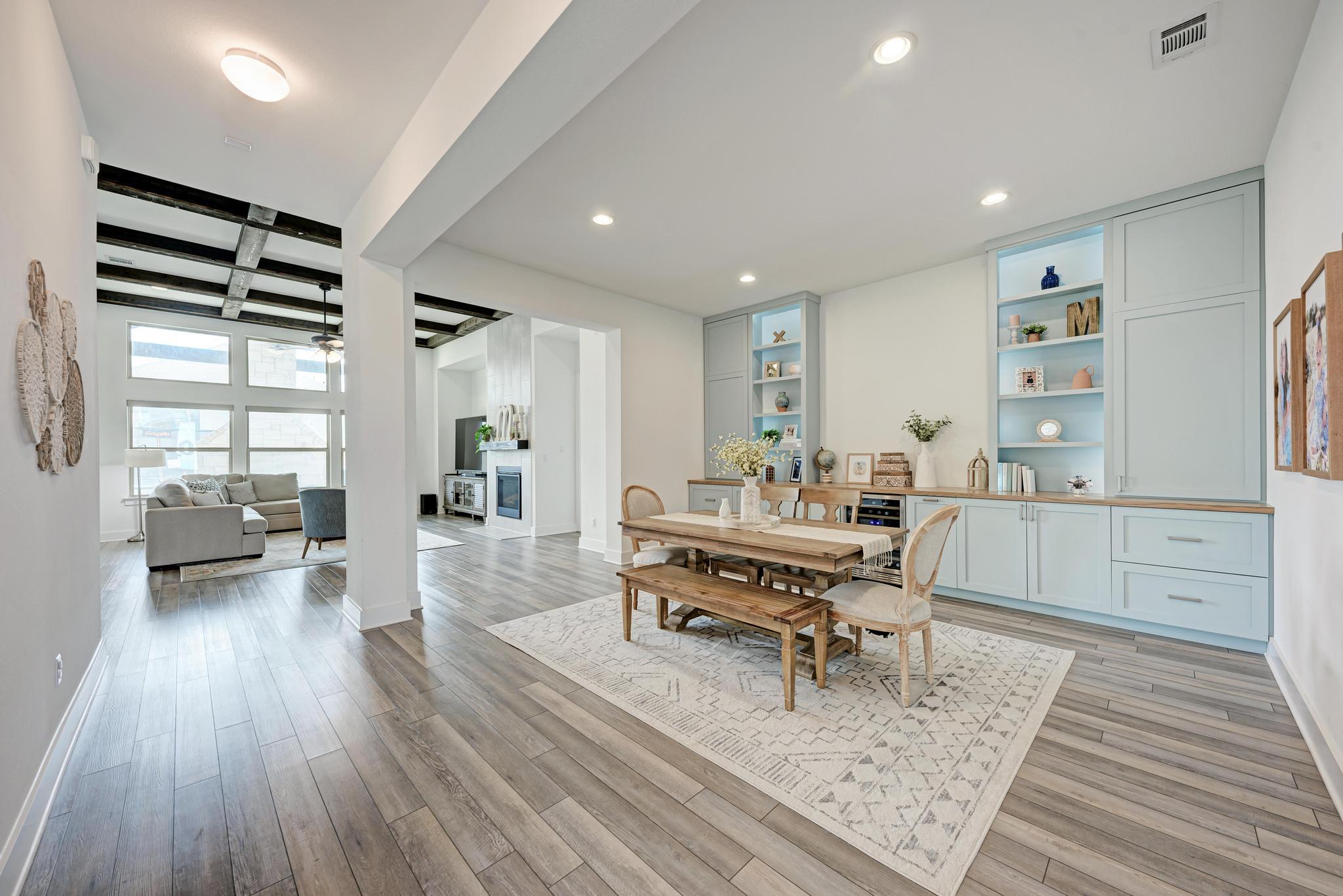 548 Elm Green St, Hutto, TX 78634