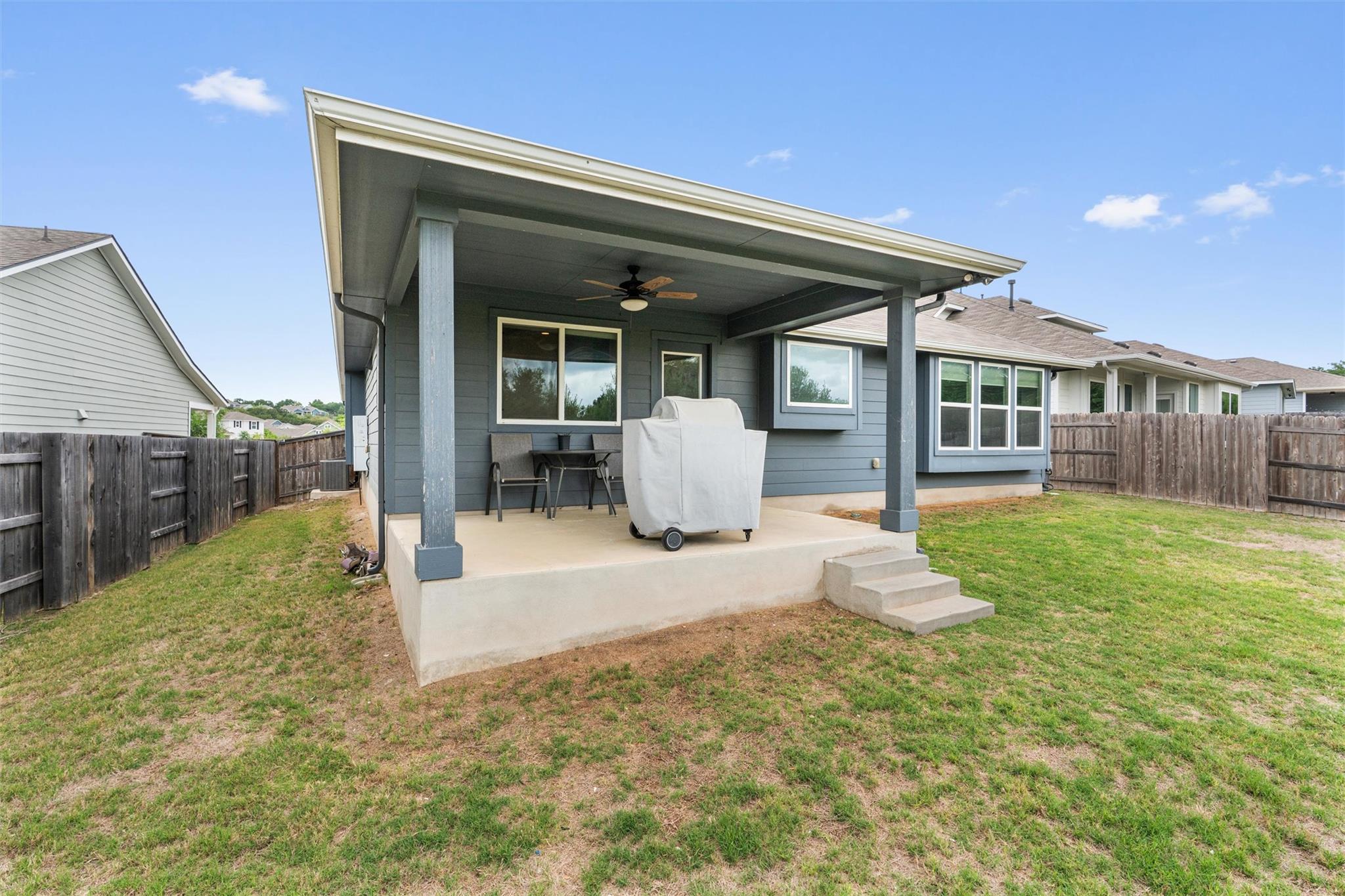 808 Wagon Spoke Way, Liberty Hill, TX 78642