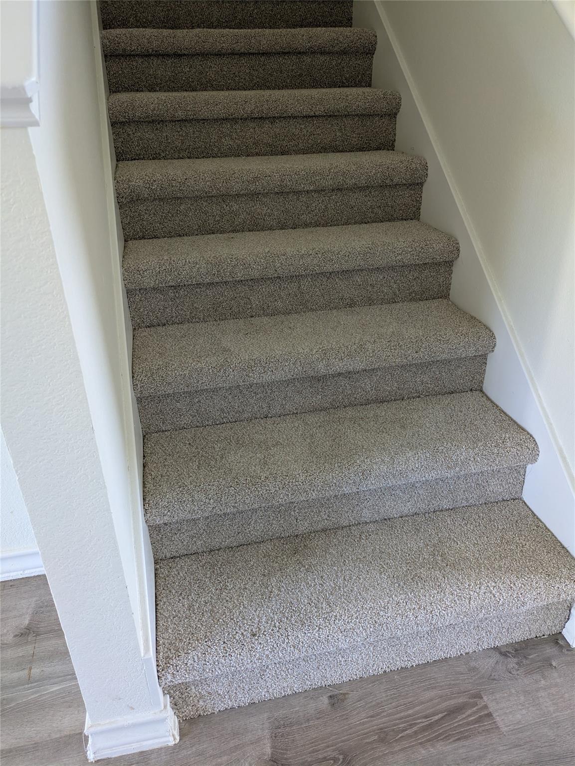 209 Phillips St, Hutto, TX 78634