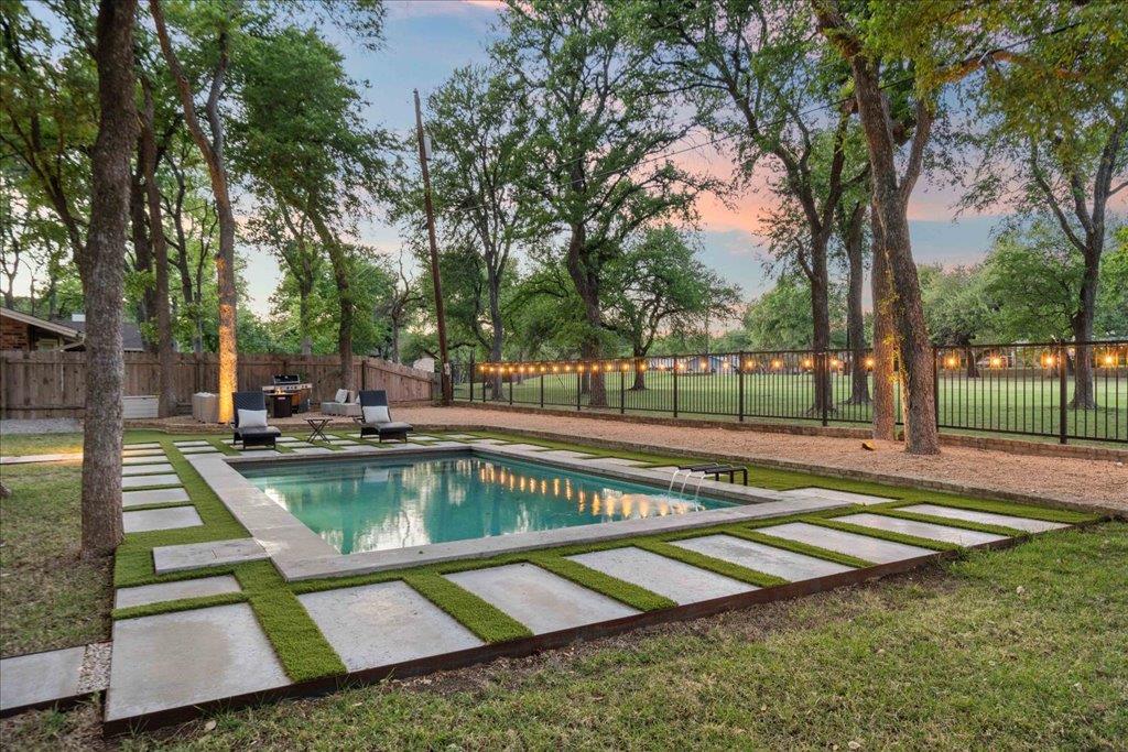 9304 Spring Hollow Dr, Austin, TX 78750