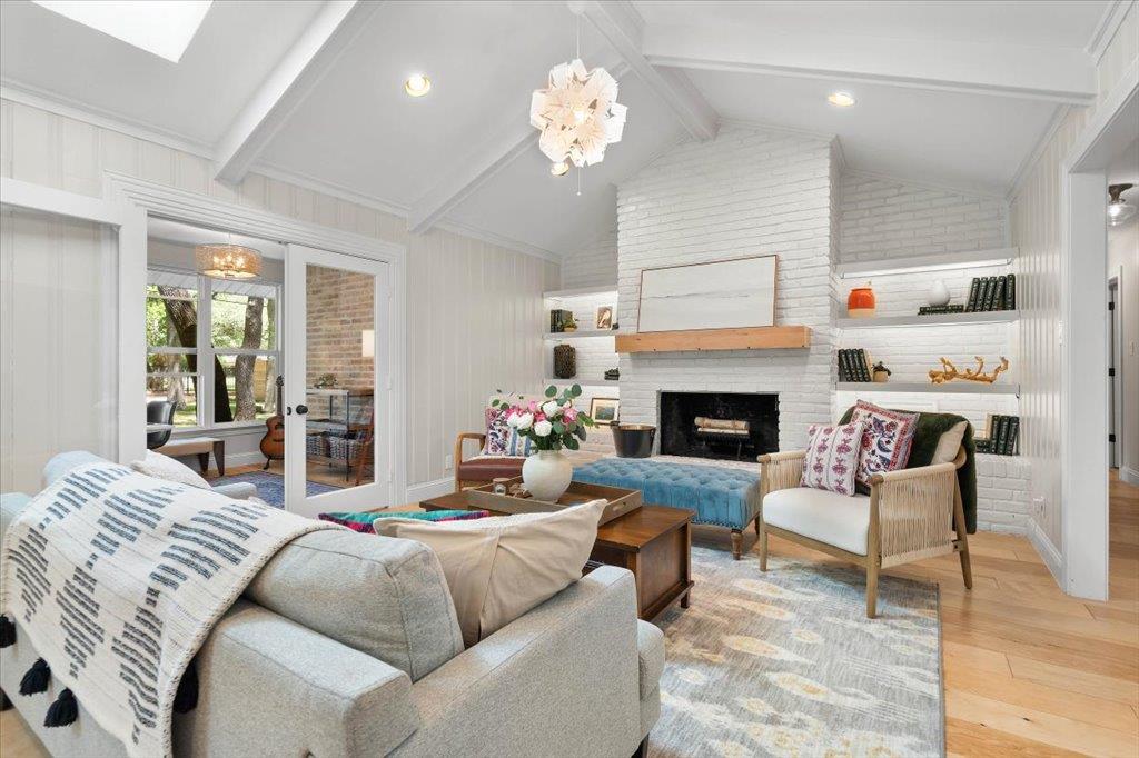 9304 Spring Hollow Dr, Austin, TX 78750