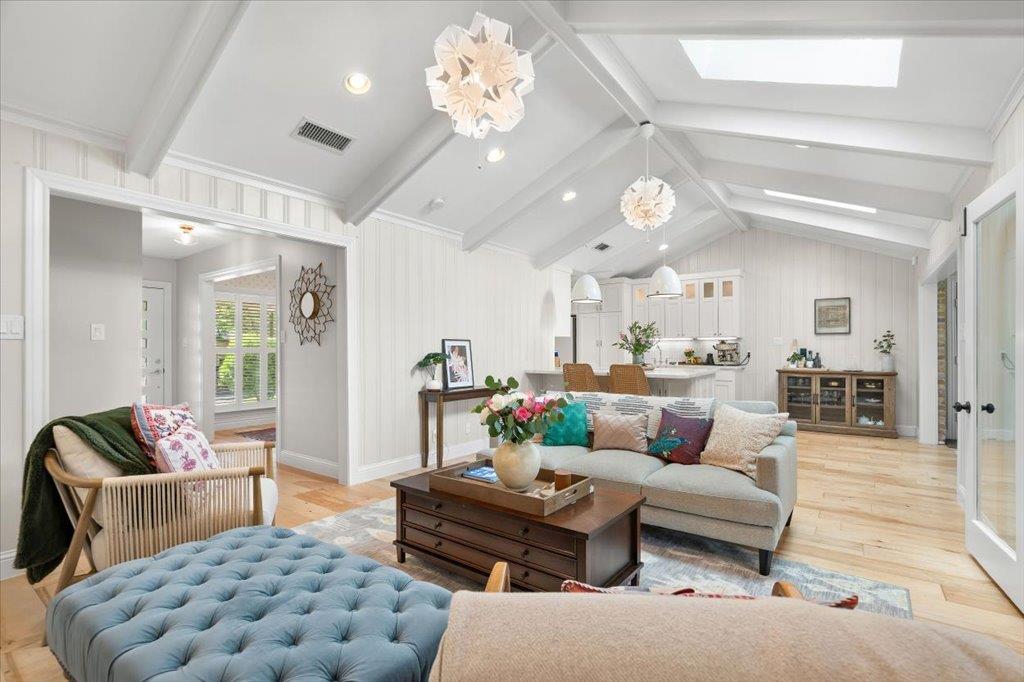 9304 Spring Hollow Dr, Austin, TX 78750