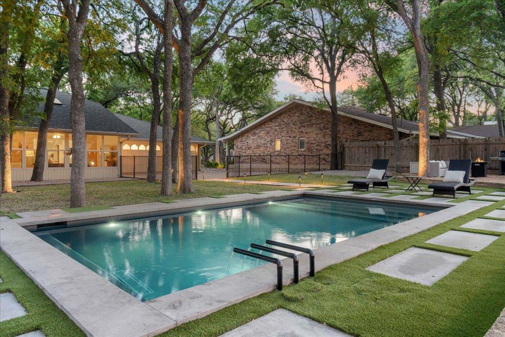 9304 Spring Hollow Dr, Austin, TX 78750