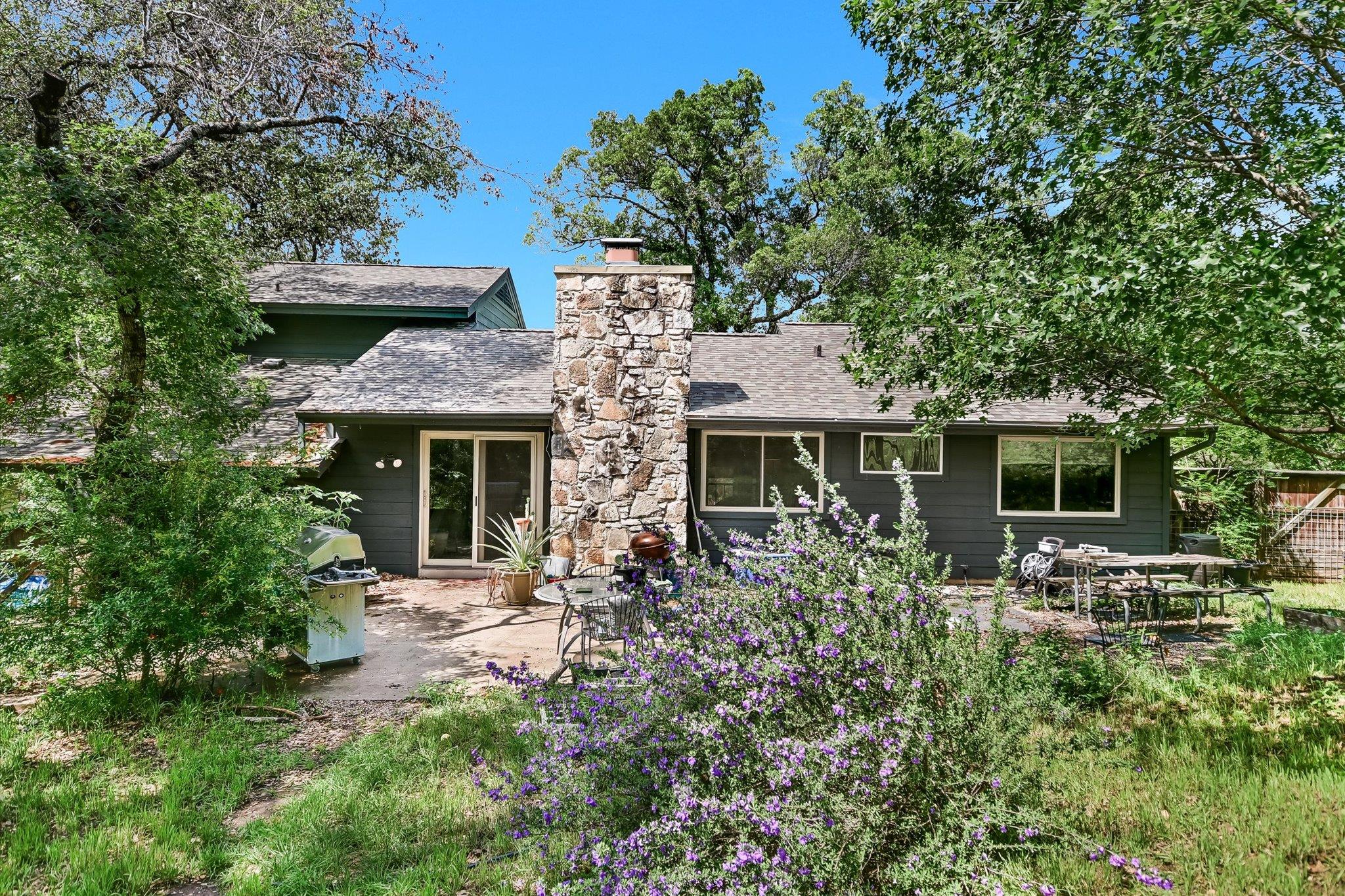 2607 Barton Hills Dr, Austin, TX 78704