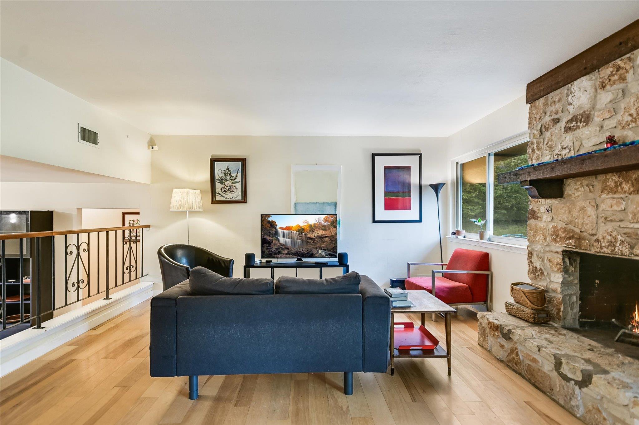 2607 Barton Hills Dr, Austin, TX 78704