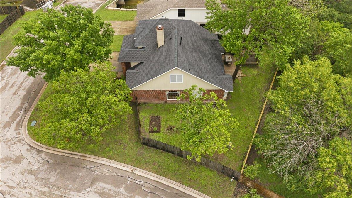 17101 Village Glen Rd, Pflugerville, TX 78660