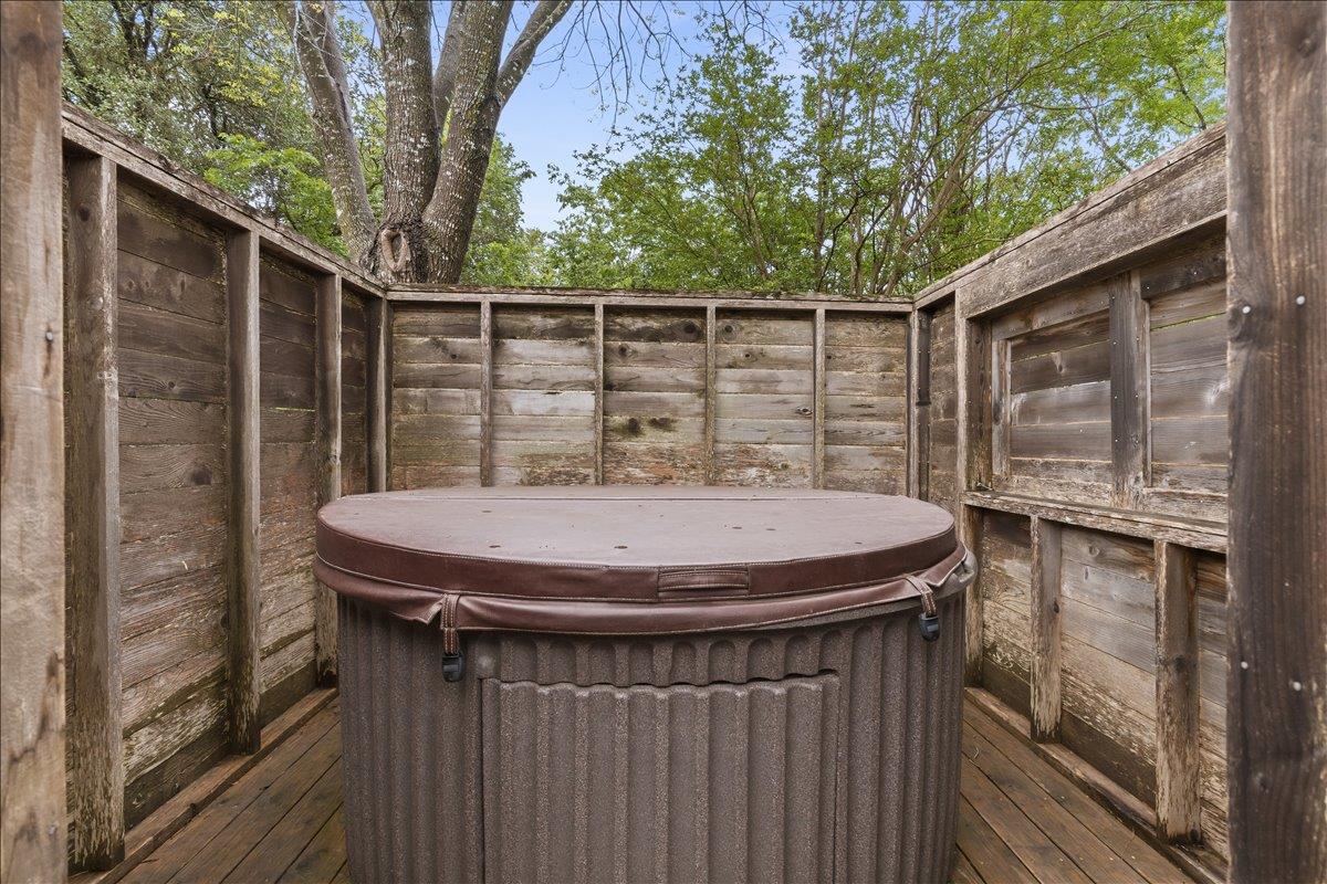 17101 Village Glen Rd, Pflugerville, TX 78660