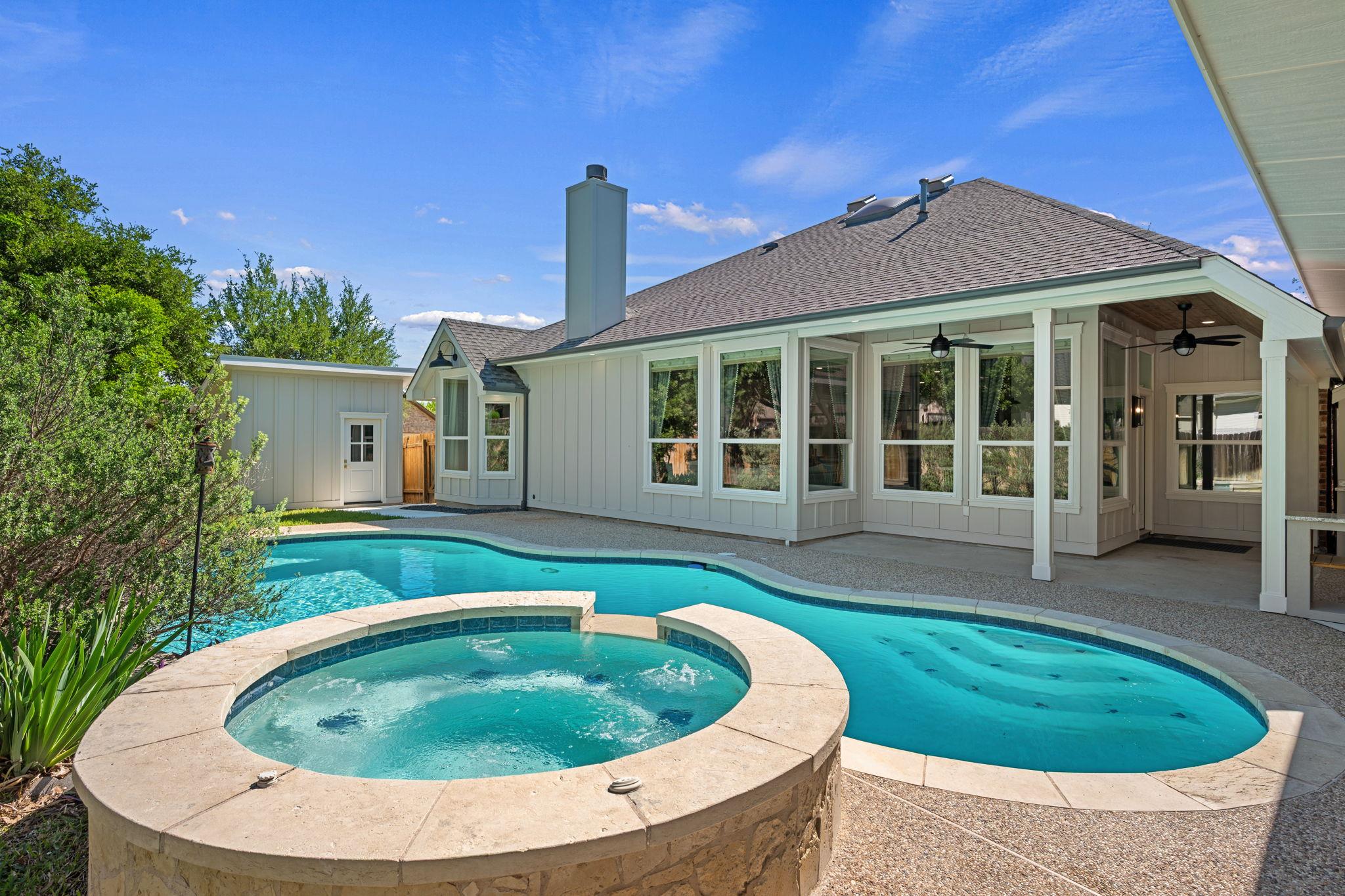 801 Ivy Dr, Pflugerville, TX 78660