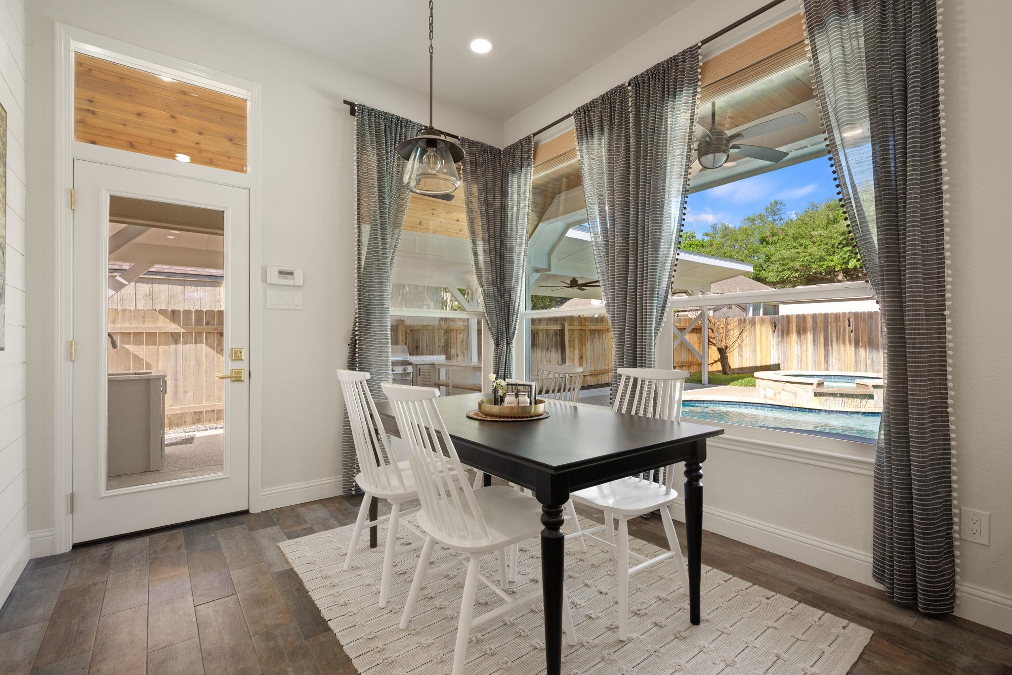 801 Ivy Dr, Pflugerville, TX 78660