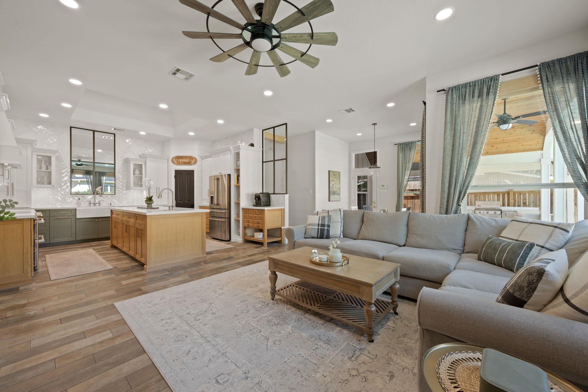 801 Ivy Dr, Pflugerville, TX 78660