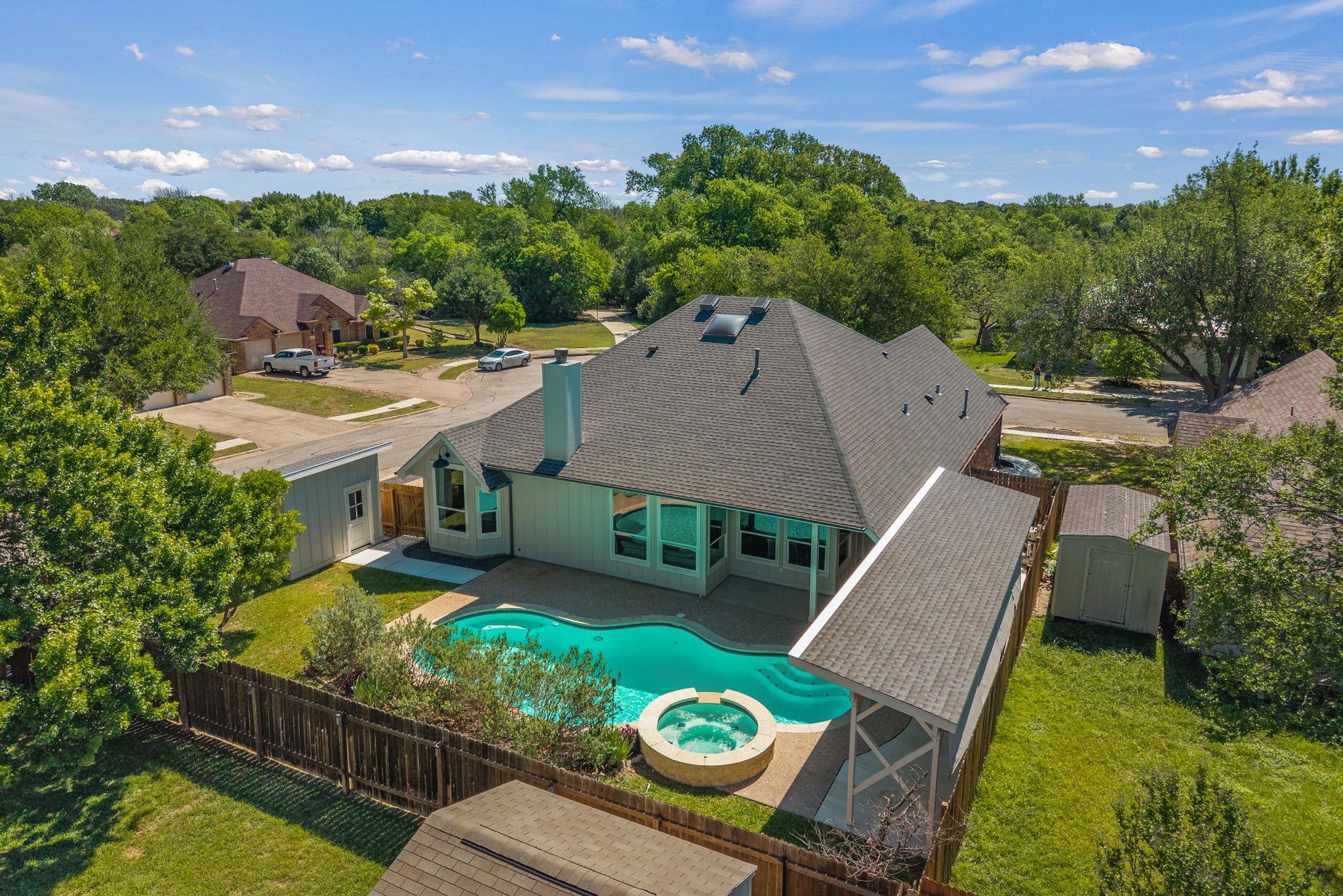 801 Ivy Dr, Pflugerville, TX 78660